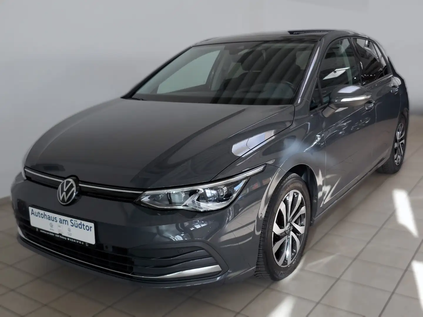 Volkswagen Golf VIII Active 2.0 TDI DSG | LED AHK RFK ACC Grau - 2
