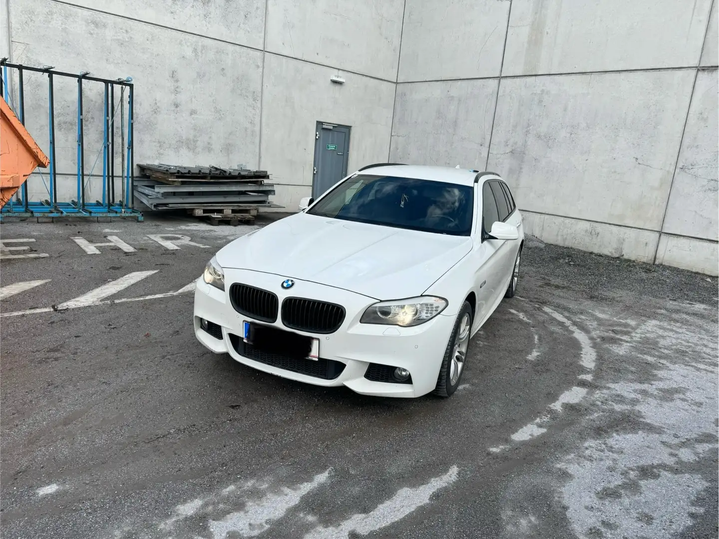BMW 525 525d xDrive Touring M-Paket Aut. Weiß - 1