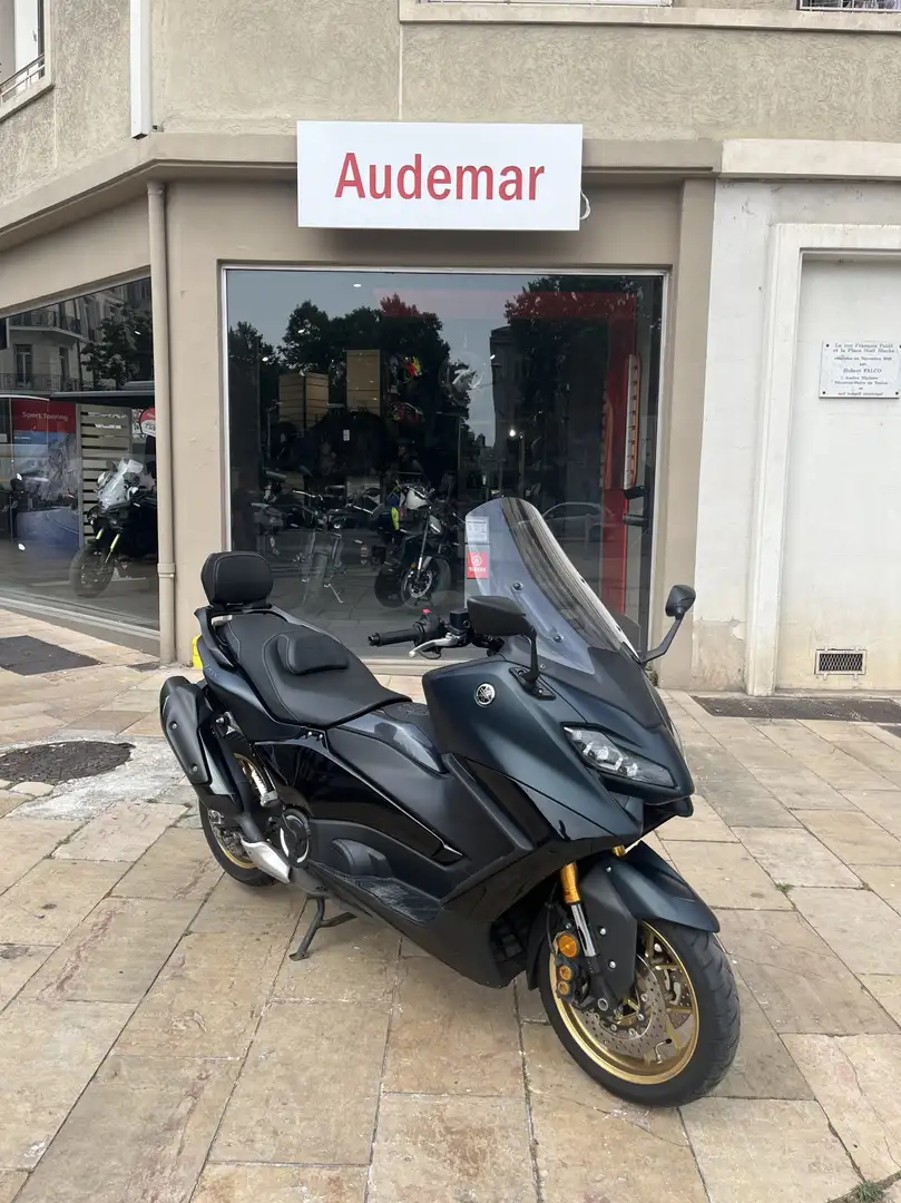 Yamaha TMAX 560 - 2