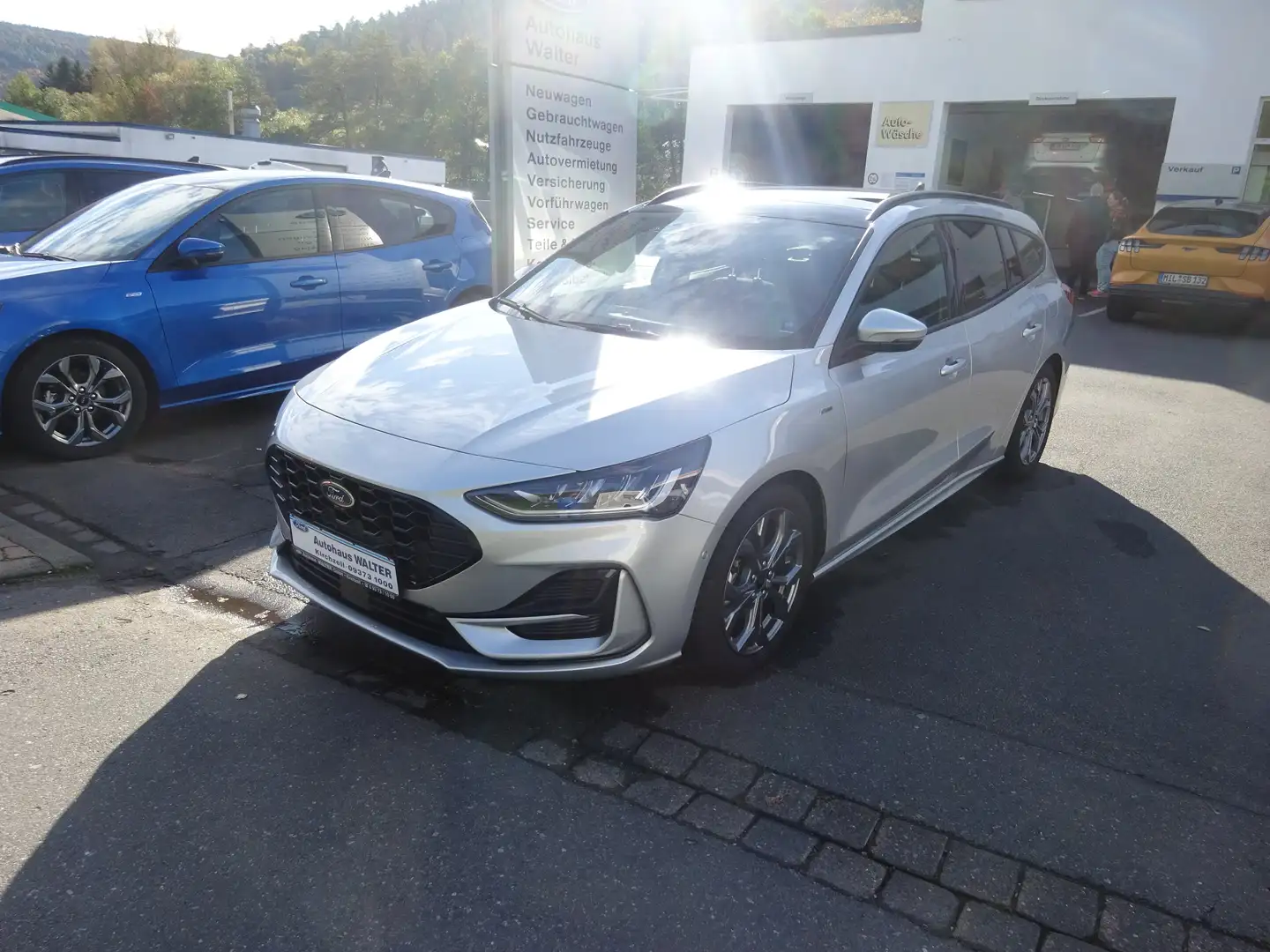 Ford Focus Focus Turnier Diesel Aut. ST-LINE X Schiebedach Silber - 1