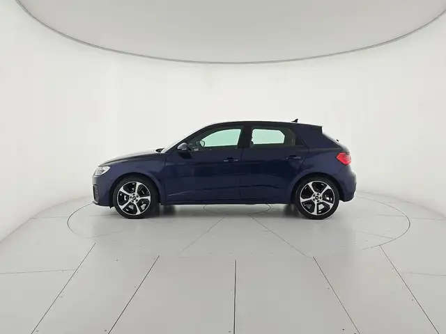 Audi A1 view 2