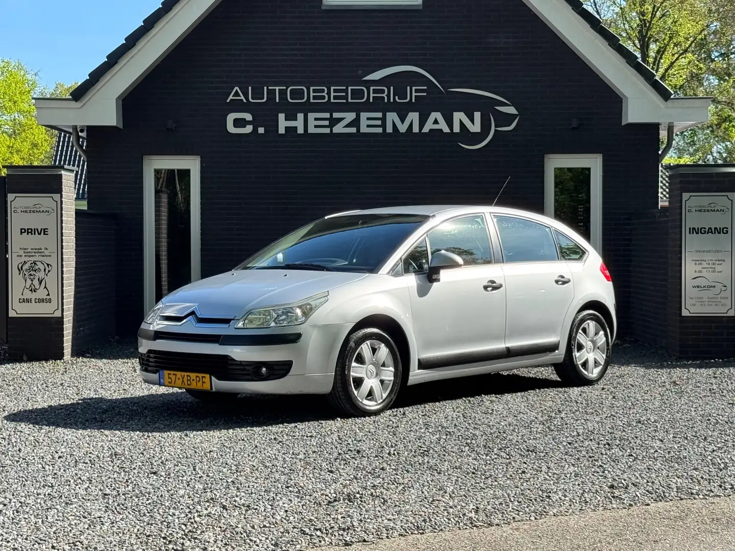 Citroen C4 1.6-16V Ligne Business 141DKM NAP Cruise Control C Gris - 2