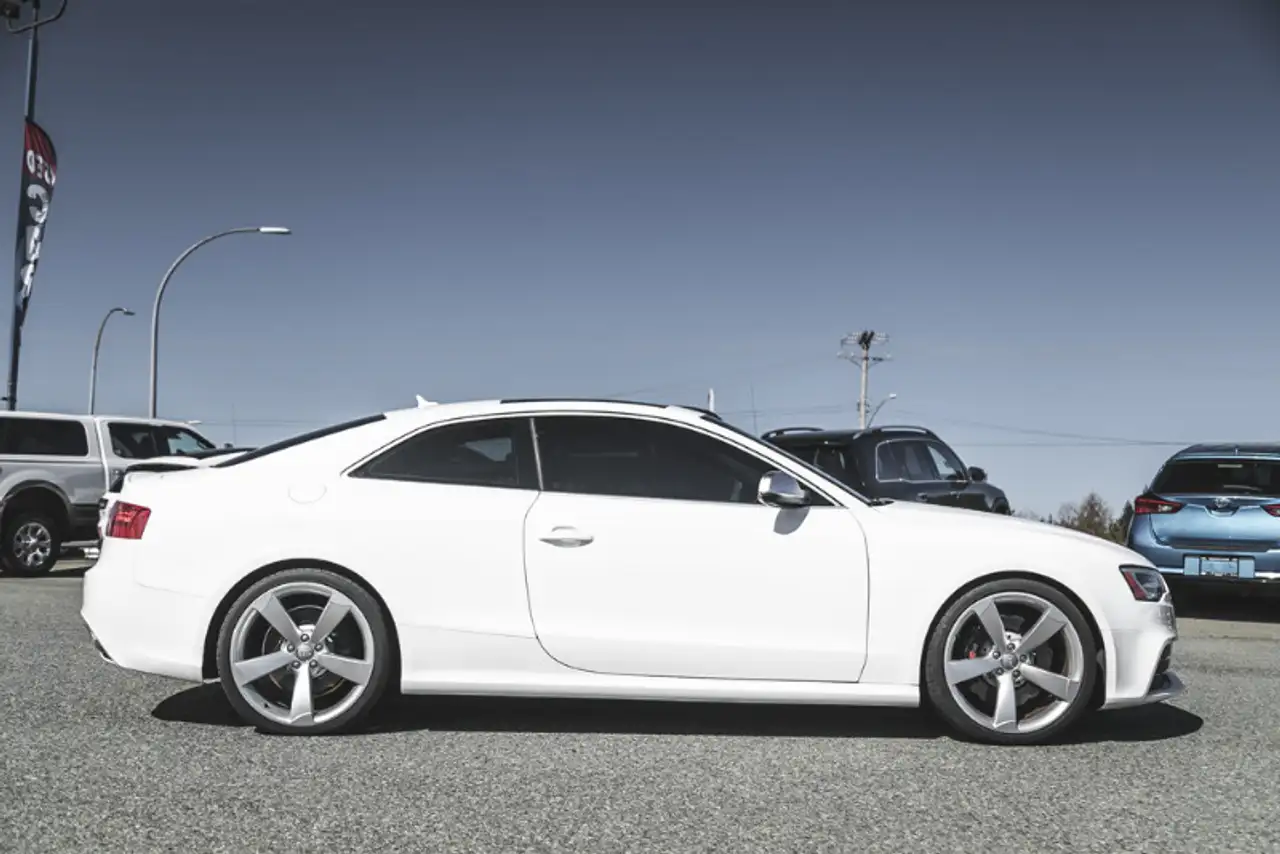 Audi RS5 photo Audi RS5