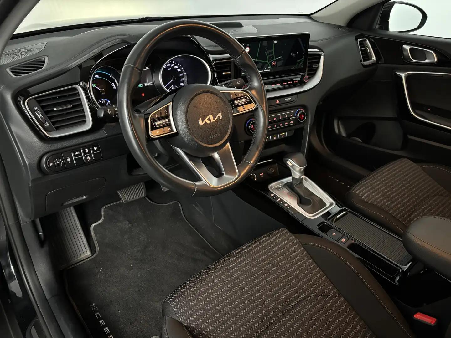 Kia XCeed 1.6 GDi PHEV DynamicLine Stuur verwarmd | Stoel ve Noir - 2