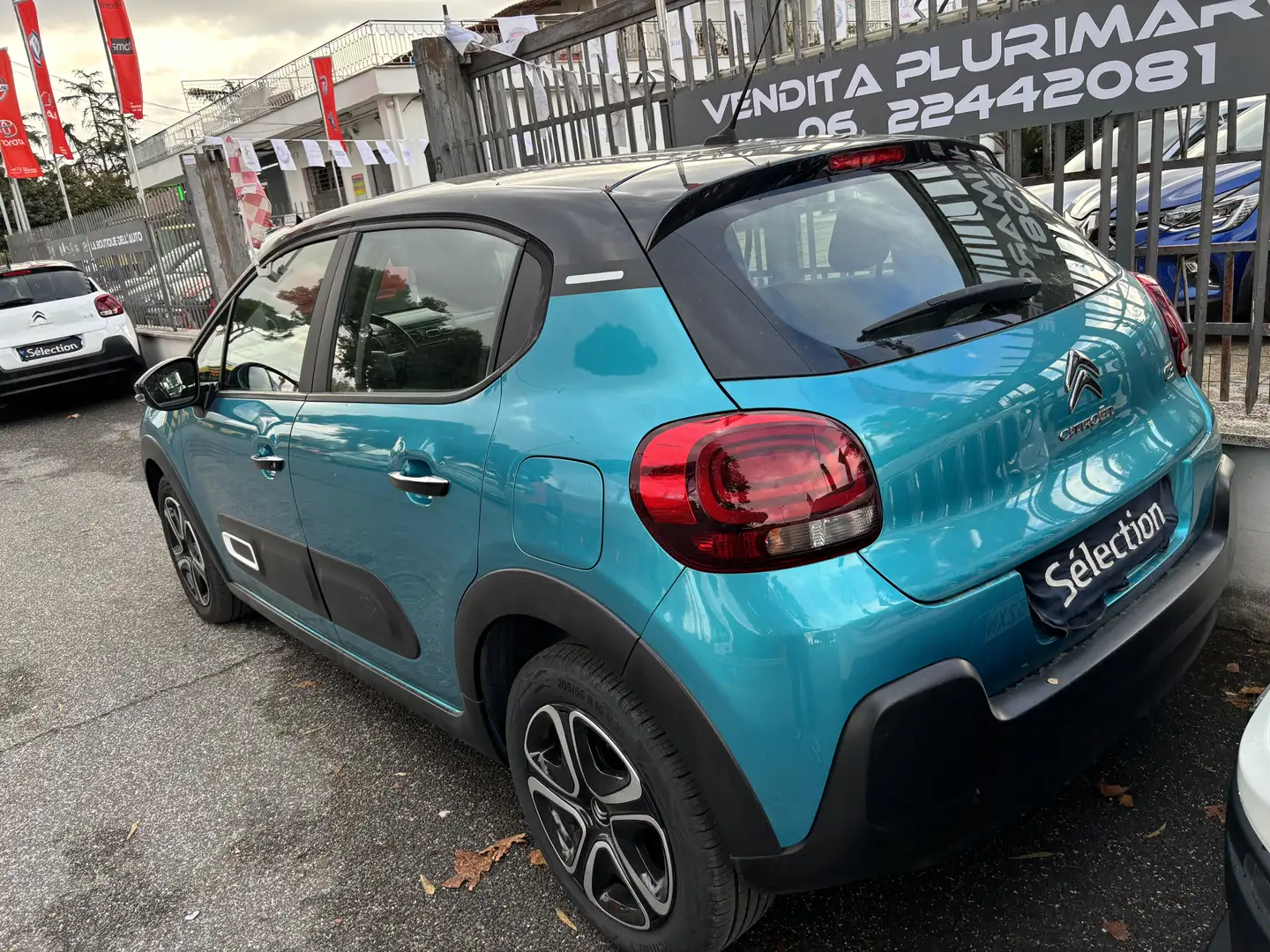 Citroen C3 III 2022 1.5 bluehdi Shine Pack COME NUOVA Verde - 2