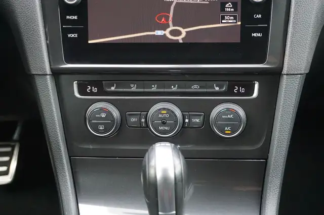 Volkswagen Golf view 15