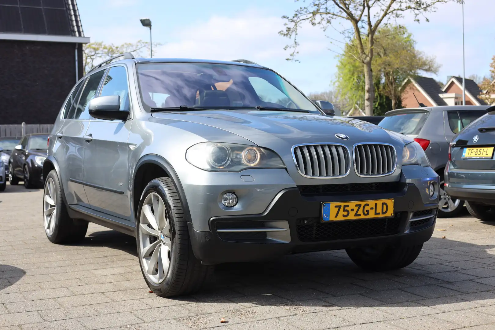 BMW X5 xDrive48i High Executive Grijs - 2