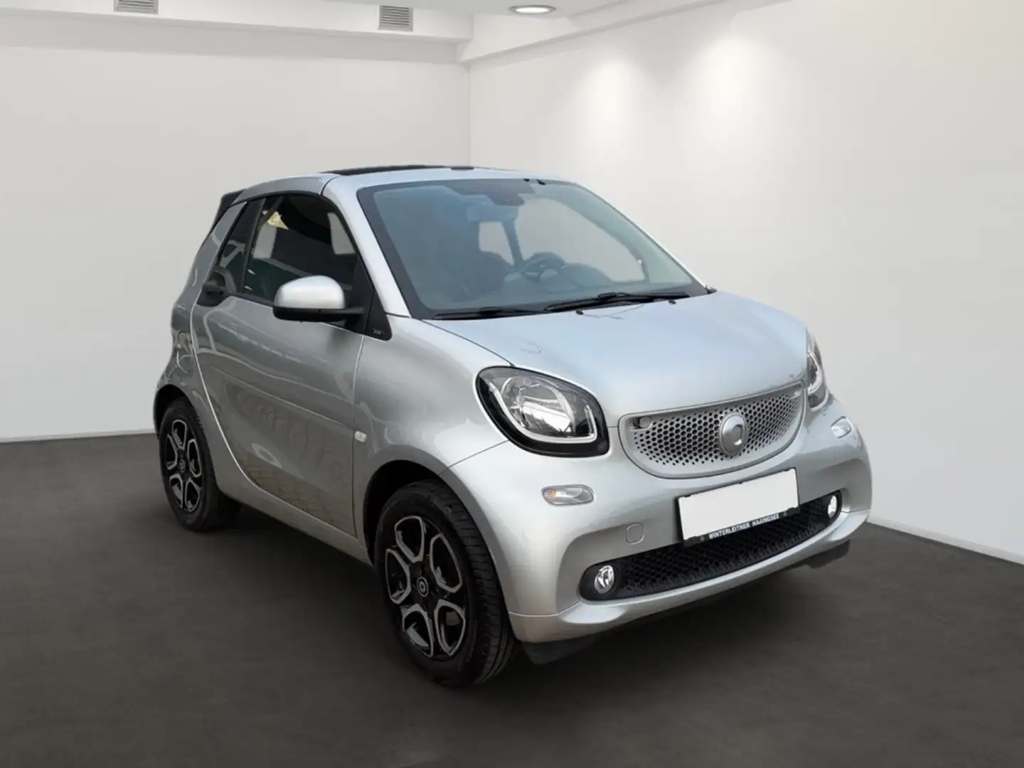 smart forTwo smart fortwo cabrio Passion twinamic turbo Start/Stop Silber - 2