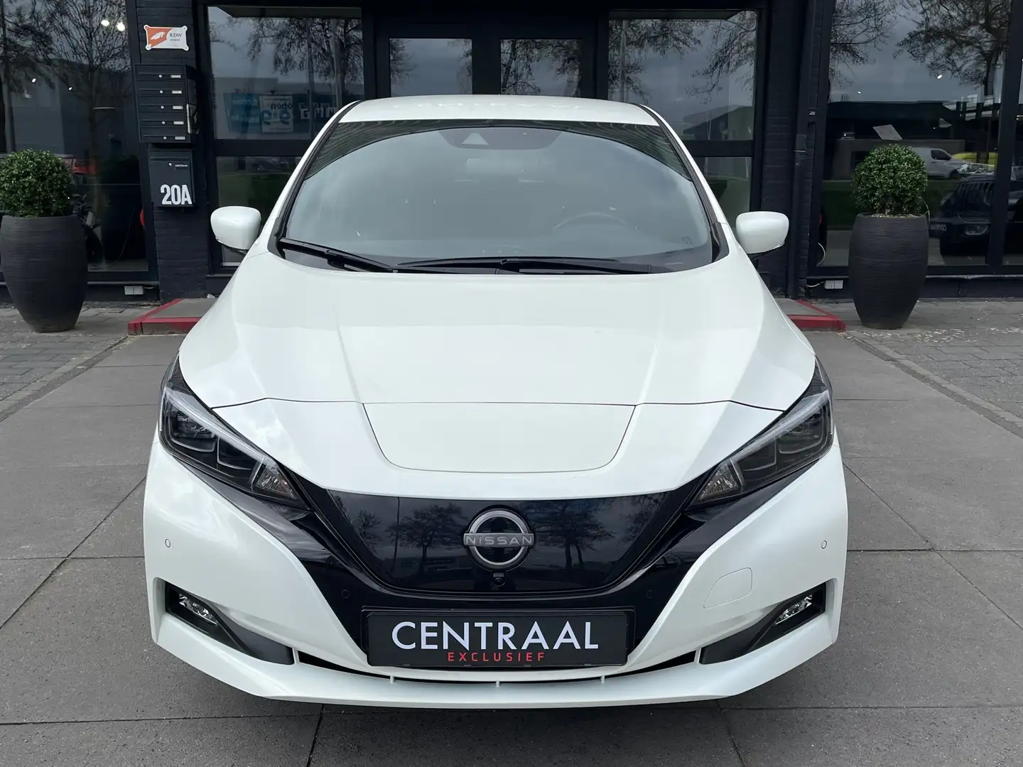 Nissan Leaf E+ N-Connecta 62 kWh 218PK|Navi|360Camera|Carplay| Wit - 2