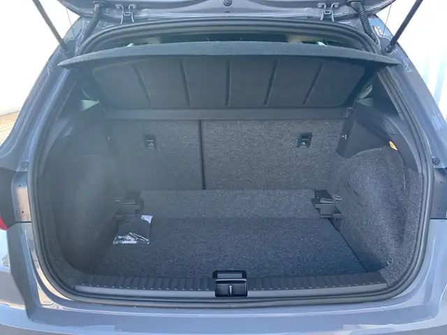 SEAT Arona view 12
