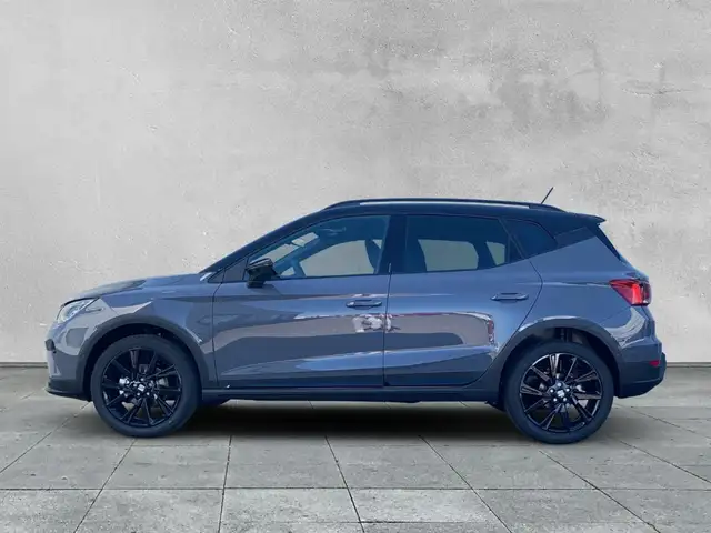 SEAT Arona view 2