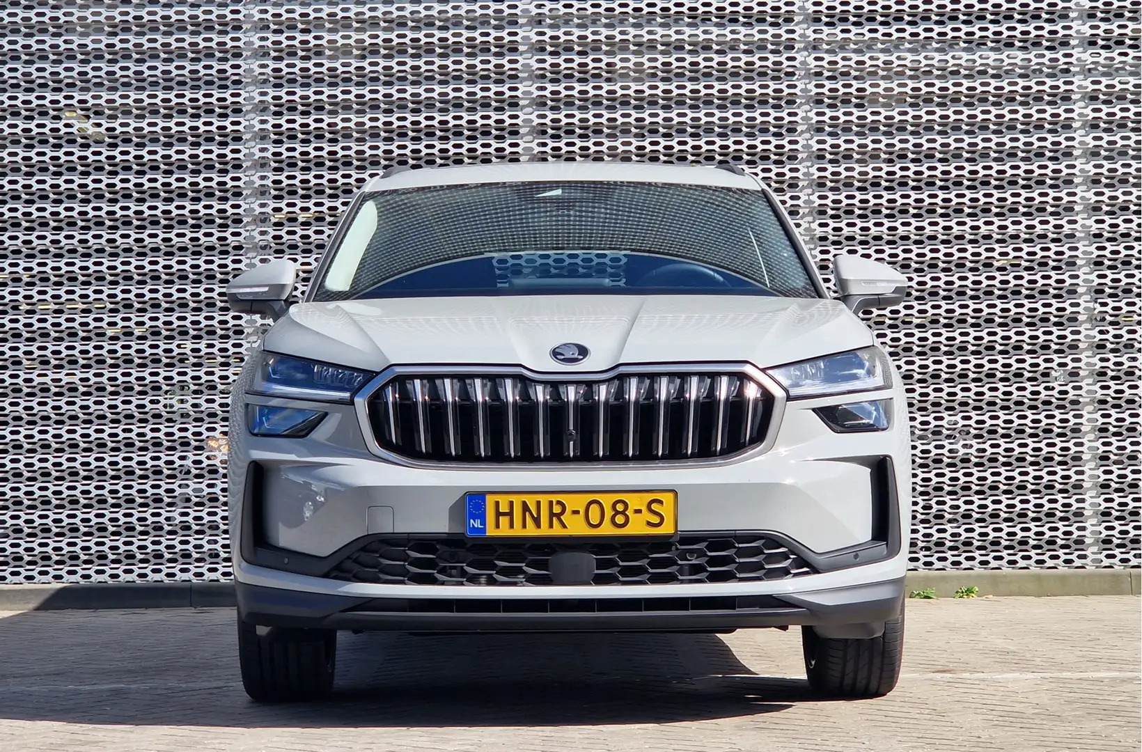 Skoda Kodiaq 1.5 TSI PHEV Business Edition PANO Grijs - 2