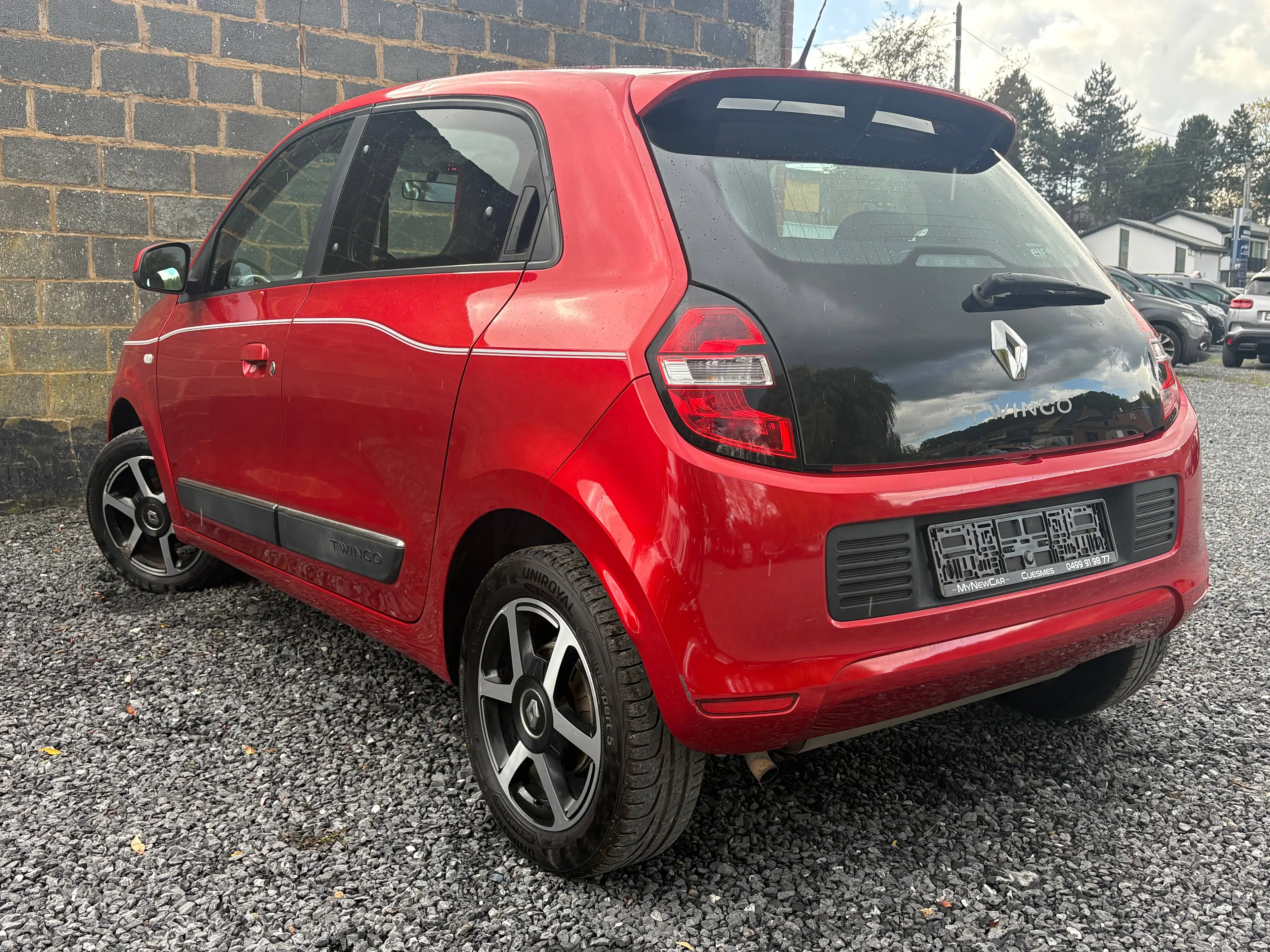 Renault Twingo Twingo 1.0i SCe La Parisienne S — photo 6