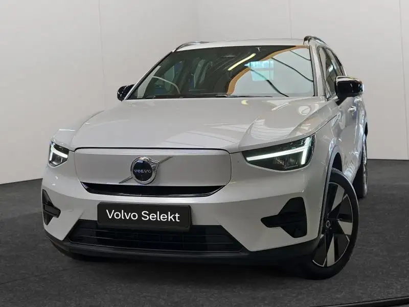 VOLVO Ex40