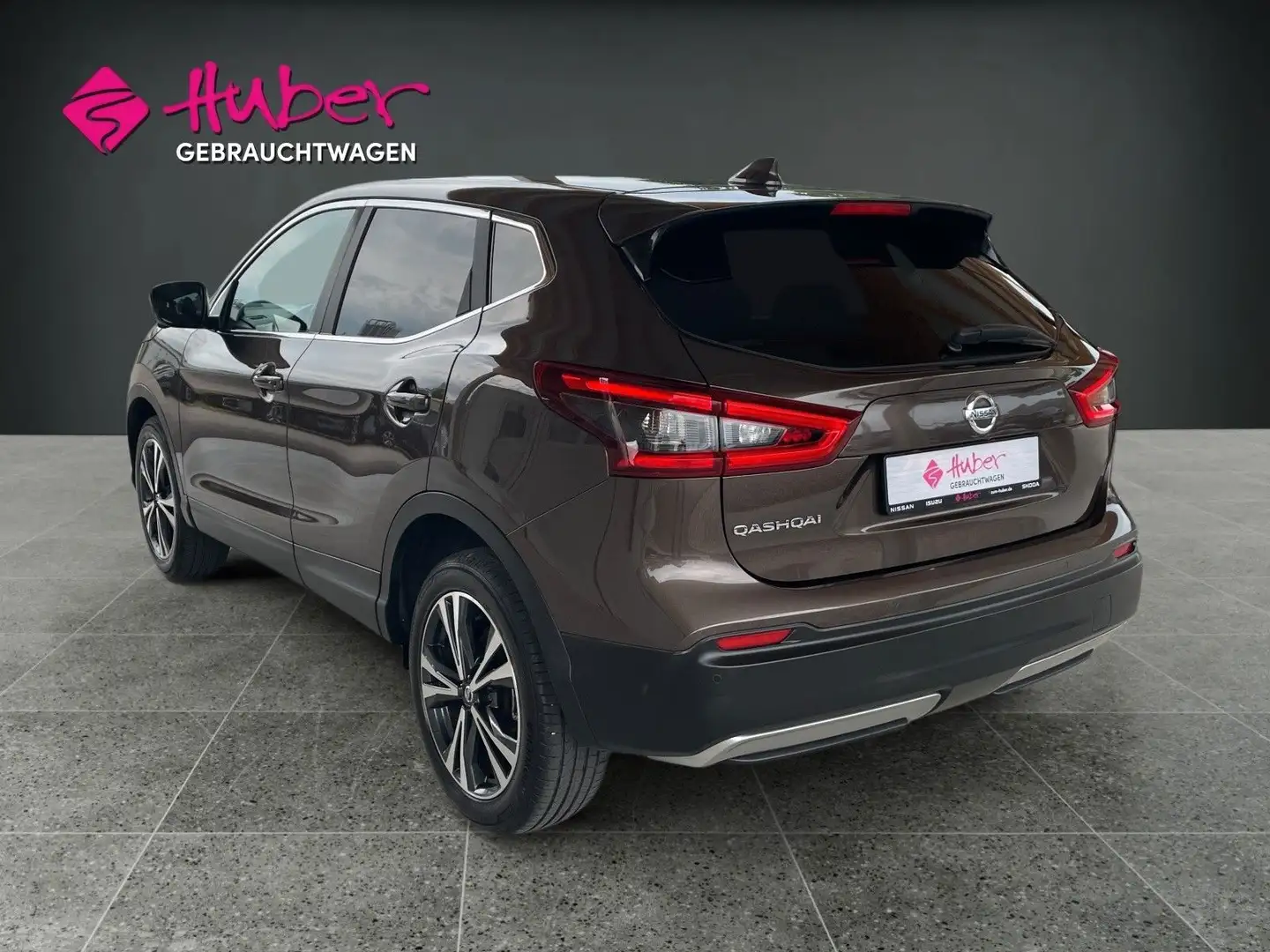 Nissan Qashqai 1.2 DIG- N-CONNECTA (*KAMERA*NAVI*LED*) Brun - 2