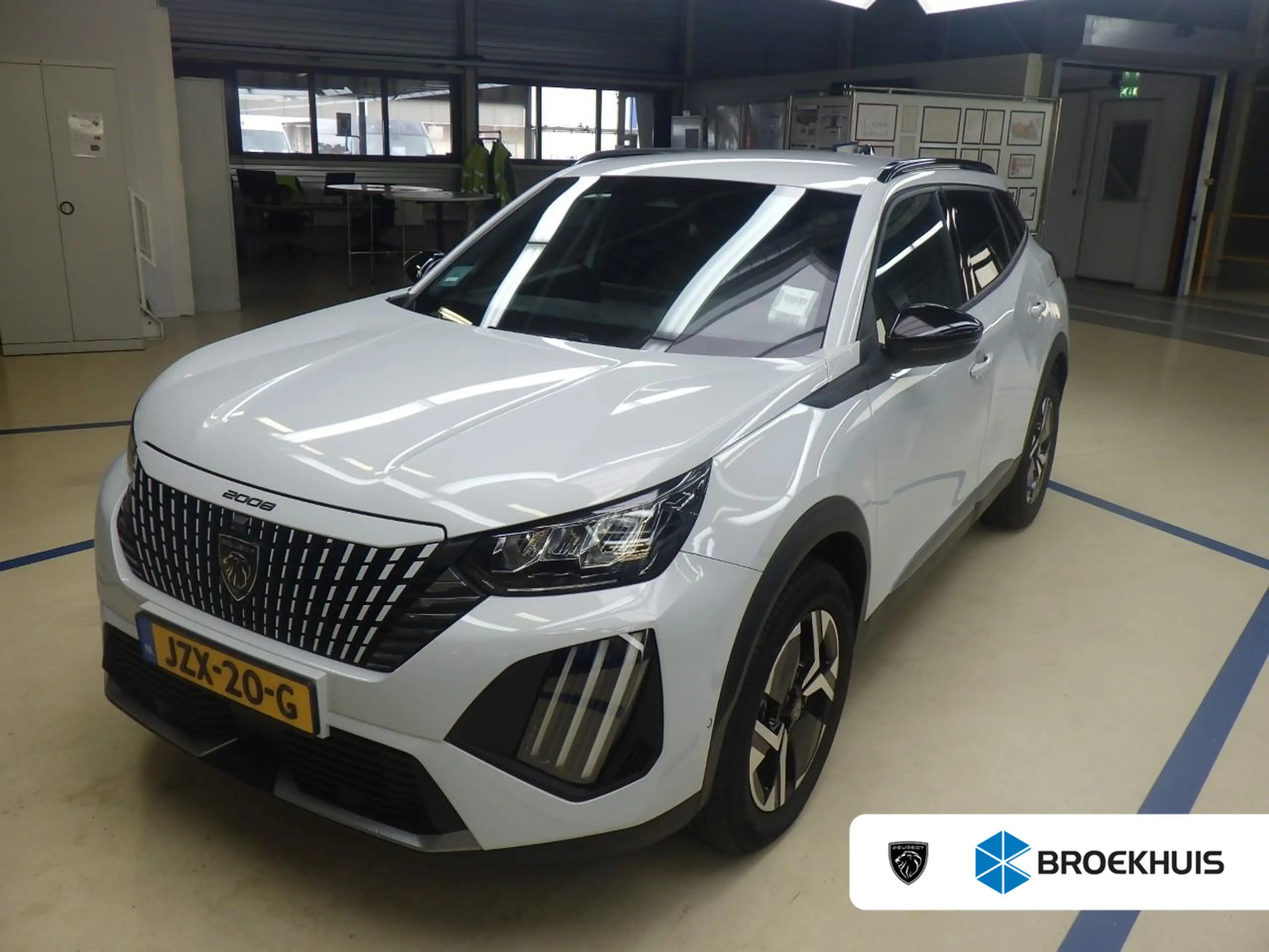 Peugeot 2008 1.2 Hybrid 145 Allure Tot 8 Jaar Garantie | Automa