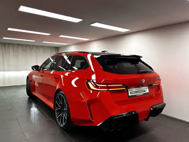 BMW M5 view 13