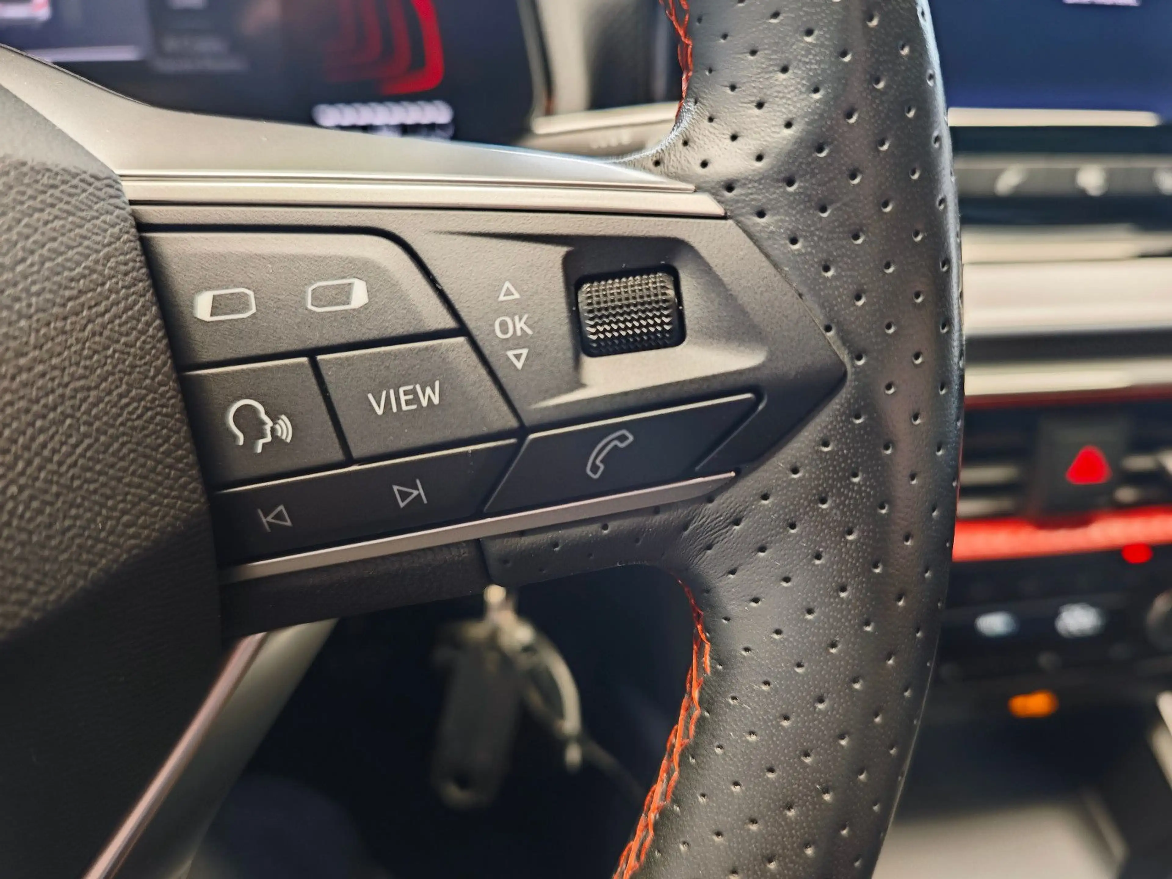 SEAT Arona 1.0 TGI FR ACC|Kam|LED|SHZ|FullLink — photo 8