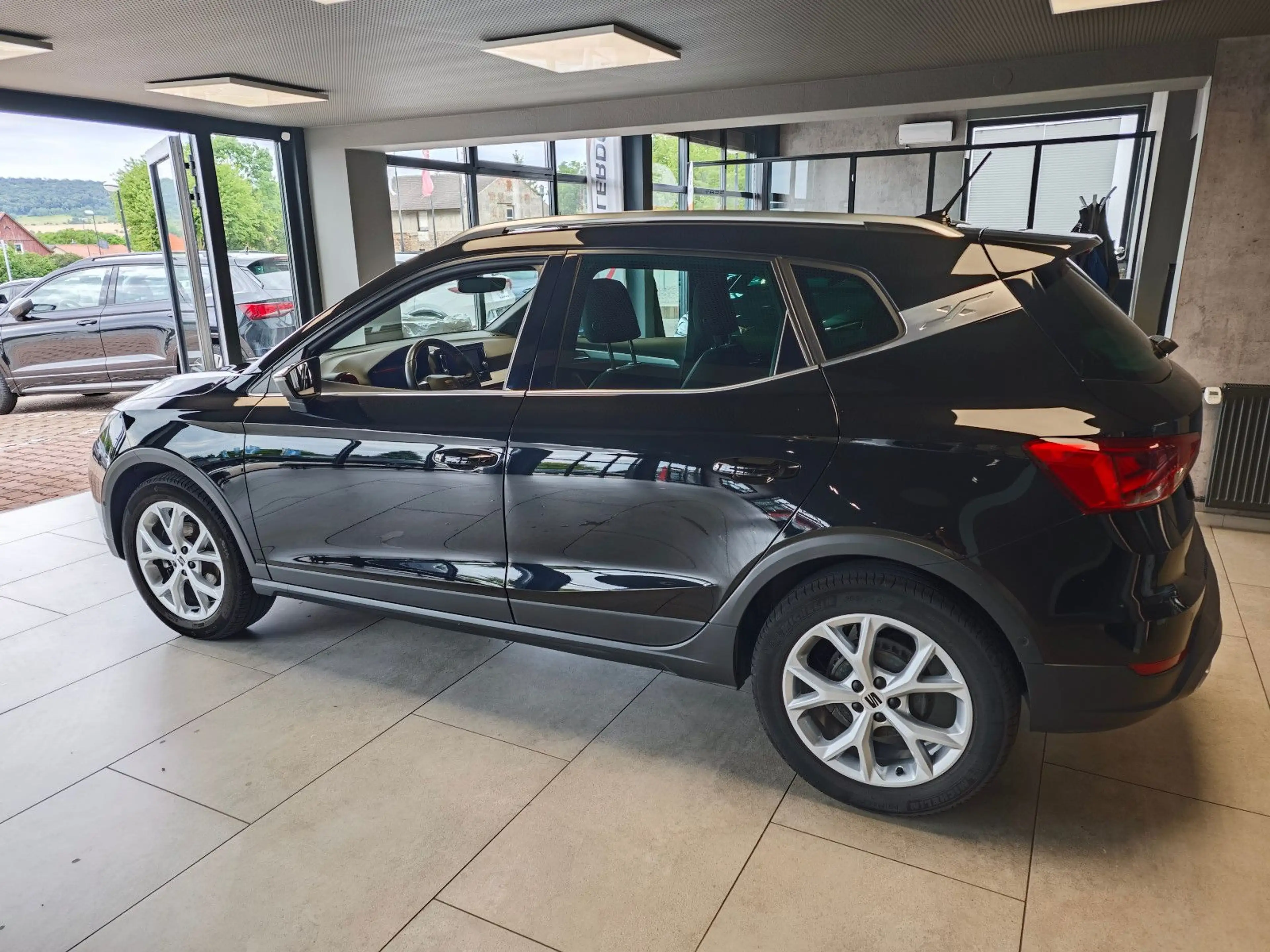 SEAT Arona 1.0 TGI FR ACC|Kam|LED|SHZ|FullLink — photo 3