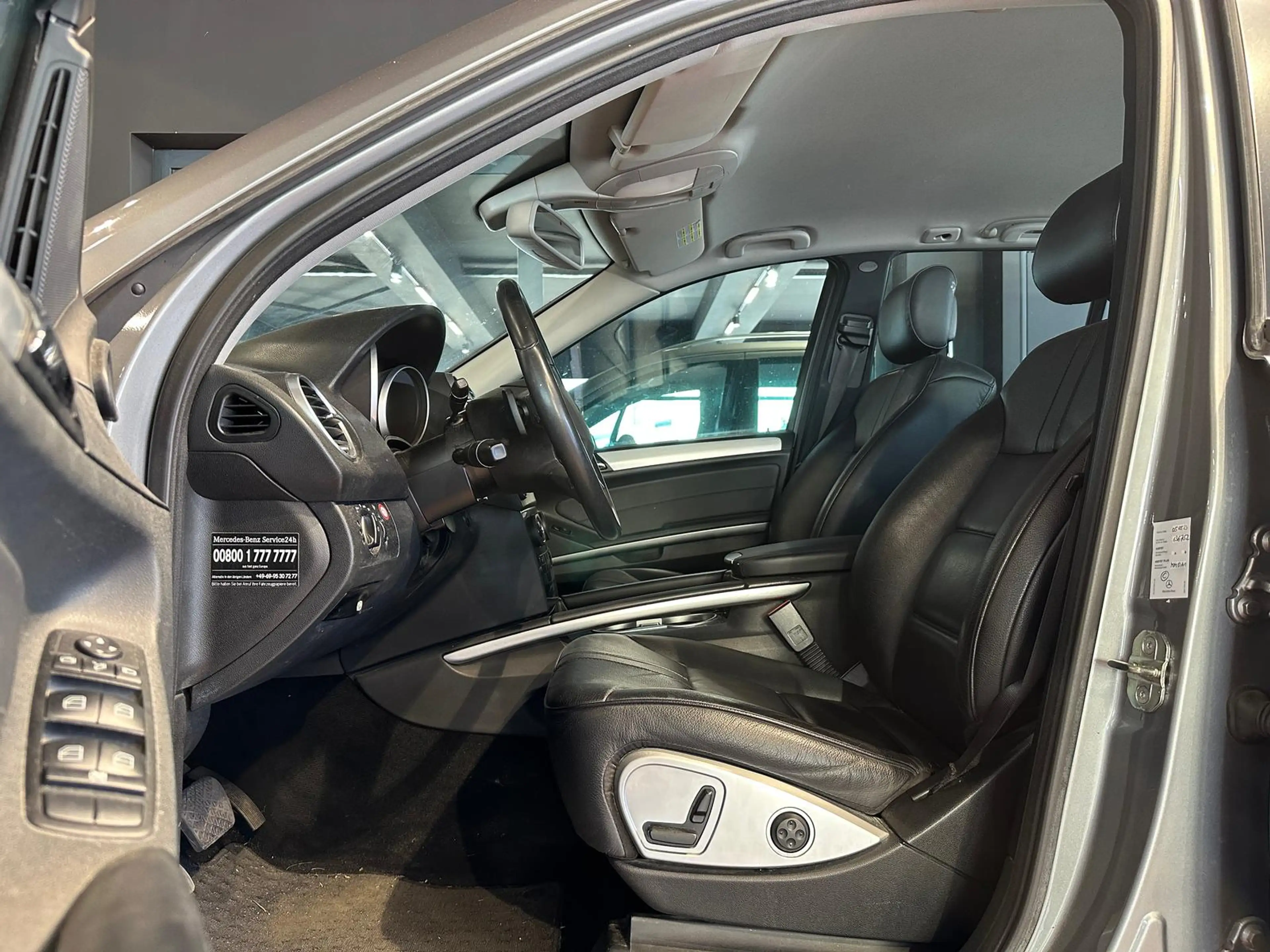 Mercedes-Benz ML 300 CDI 4M SPORTPAKET AHK-3,5T 1.HAND SCHECKHEFT — photo 10