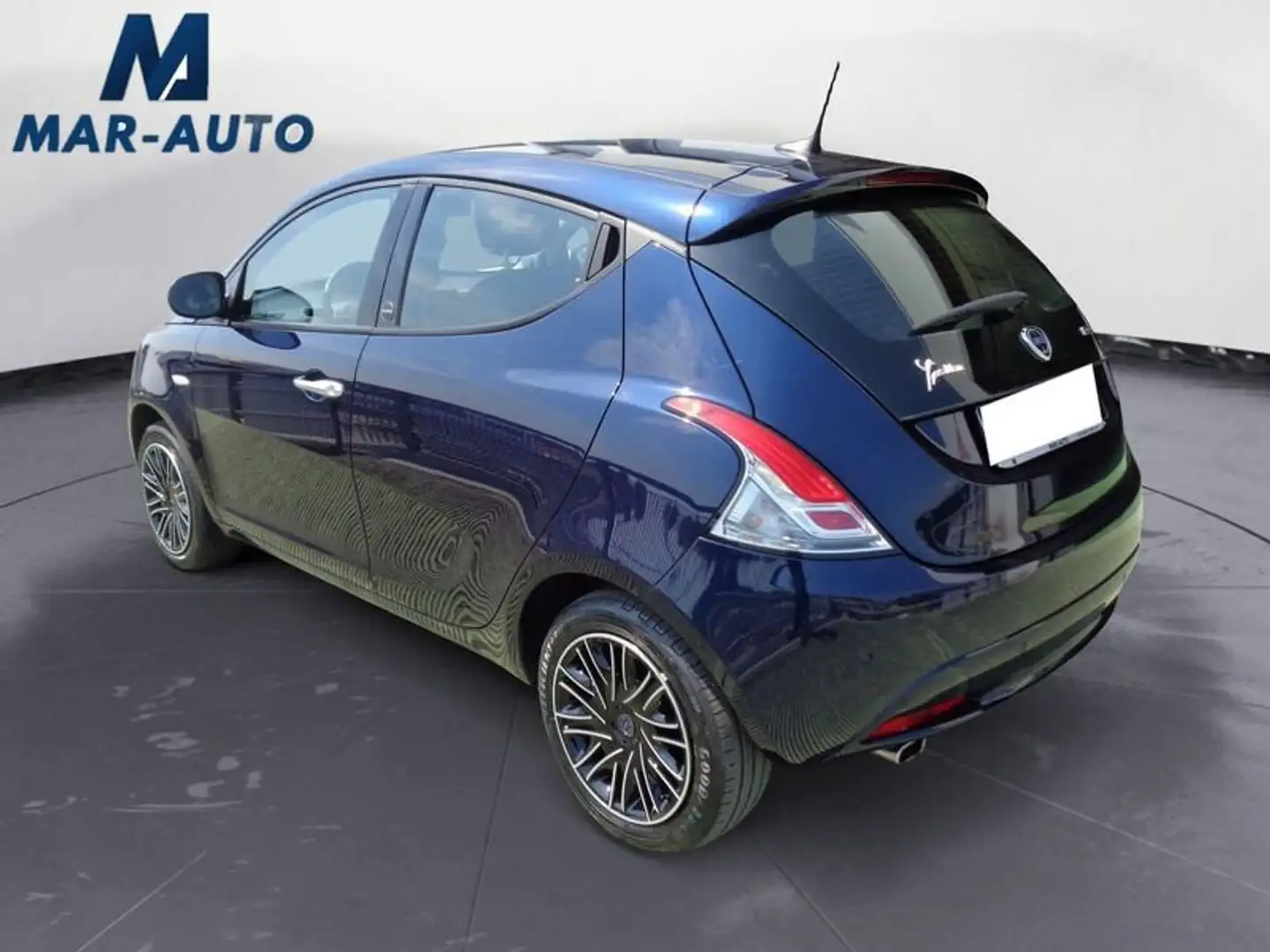 Lancia Ypsilon 1.0 FireFly 5 porte S&S Hybrid Gold Blu/Azzurro - 2