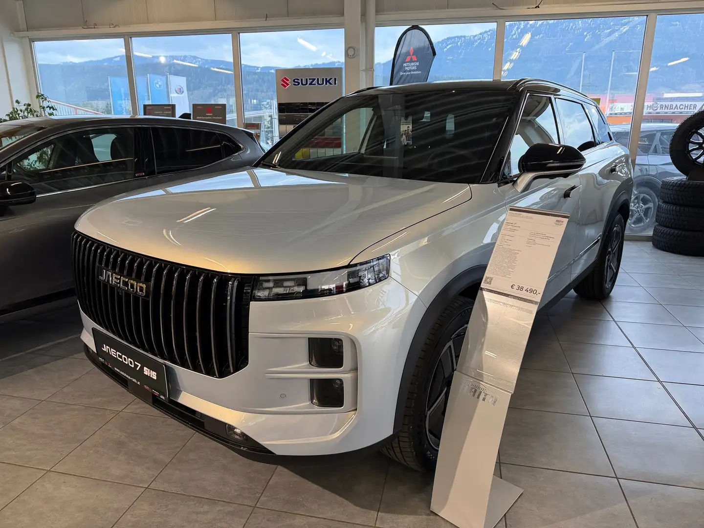 Jaecoo J7 1,5 PHEV Premium-Line Silber - 1