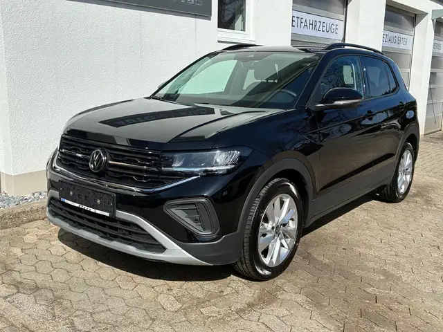 Volkswagen T-Cross view 2