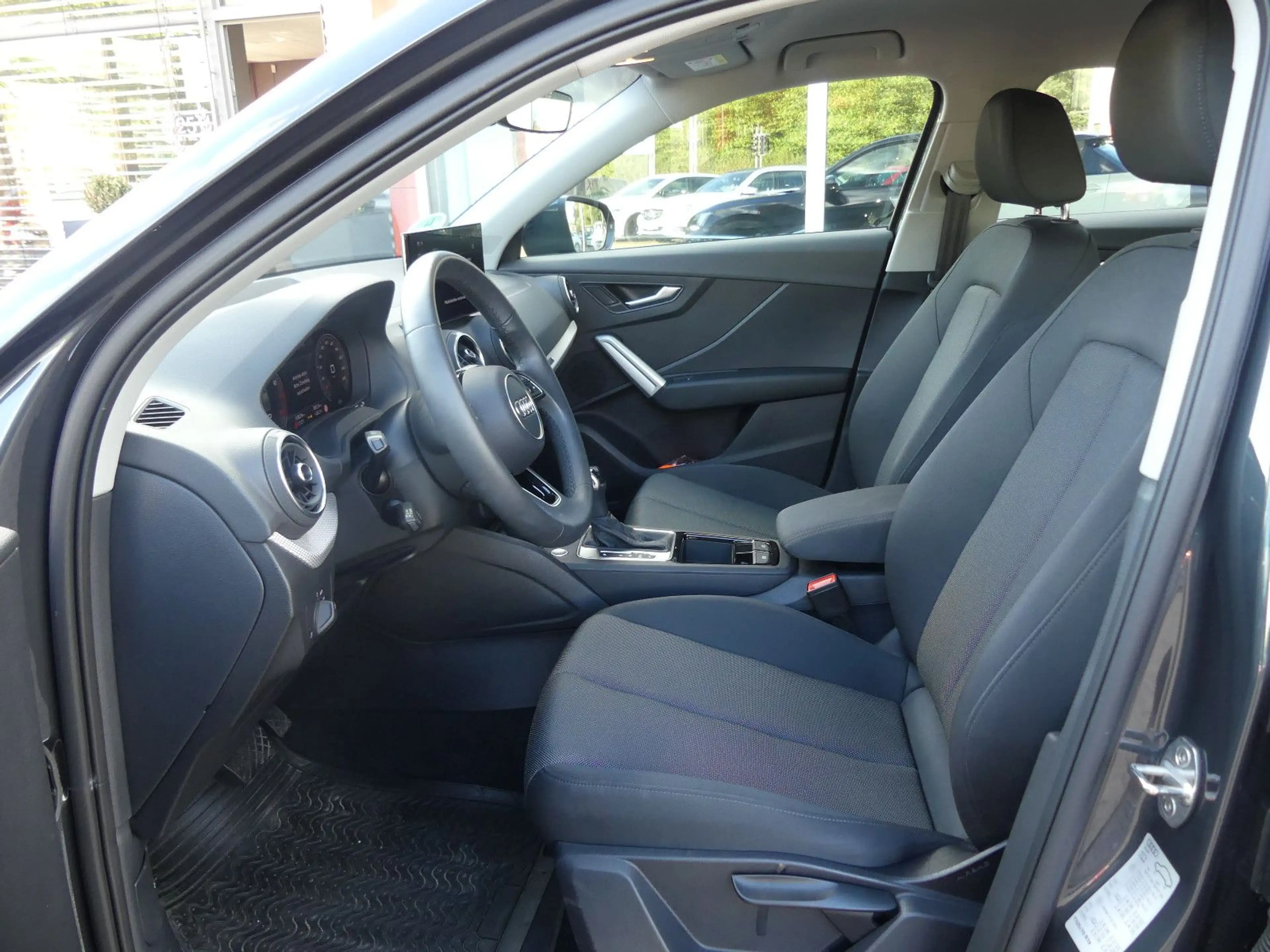 Audi Q2 35TFSI*SHZ*Volldig.*Kam.*Ganzjahr*Fin.ab199€* — photo 9