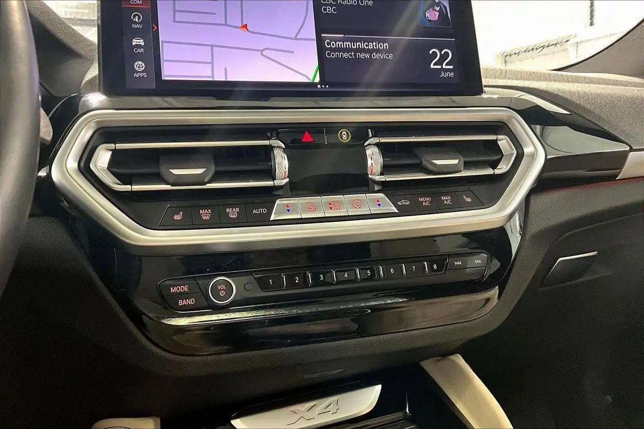 BMW X4 photo BMW X4