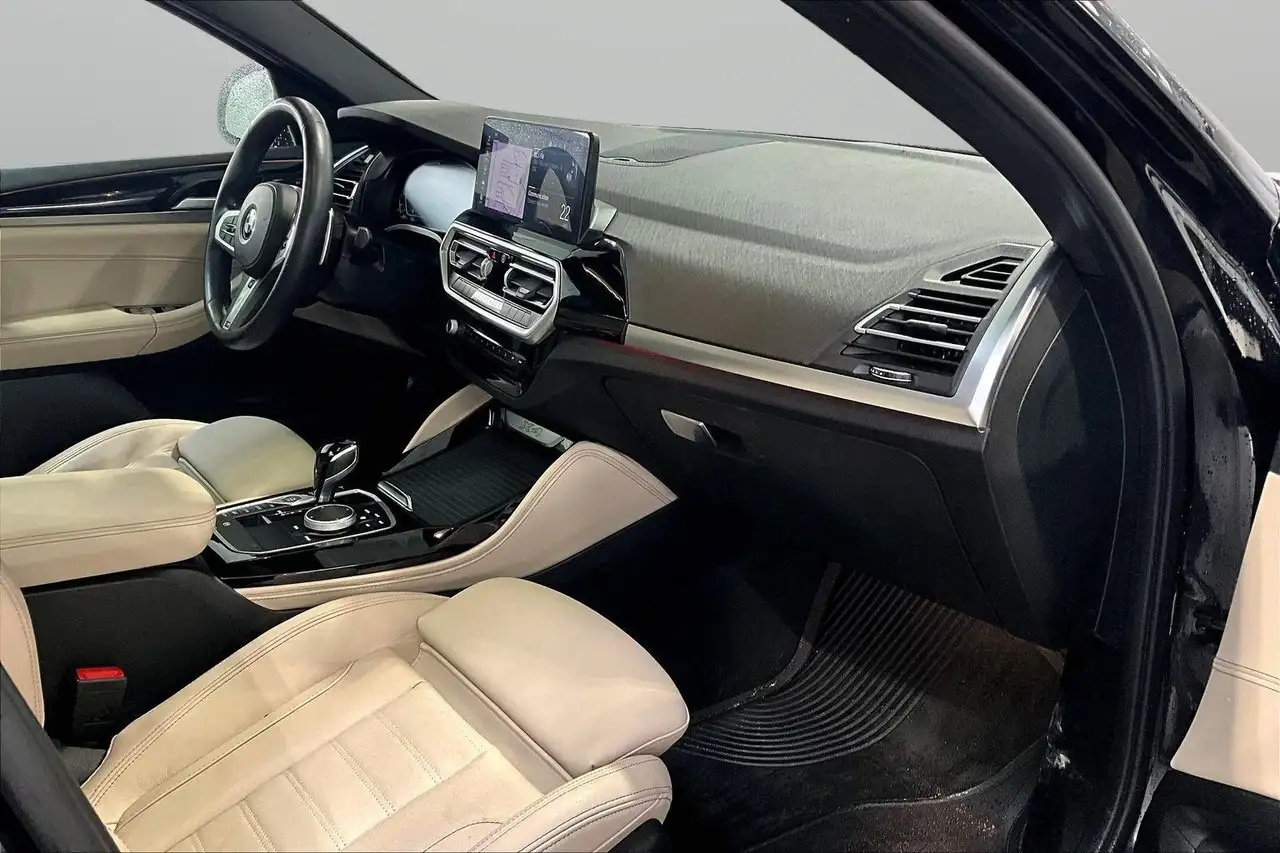 BMW X4 photo BMW X4