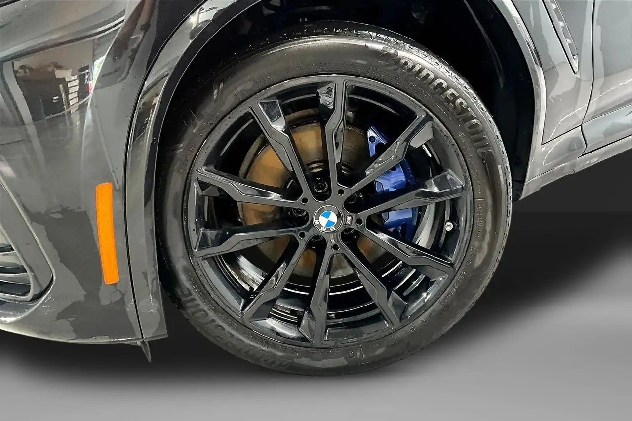 BMW X4 photo BMW X4