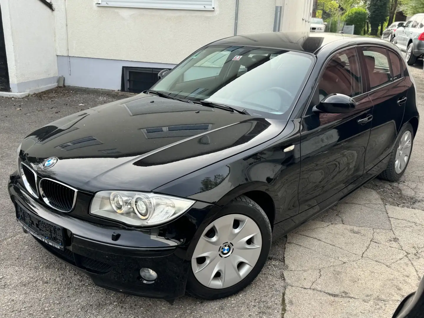 BMW 120 i Aut. ° Xenon ° Steuerkette NEU Zwart - 1