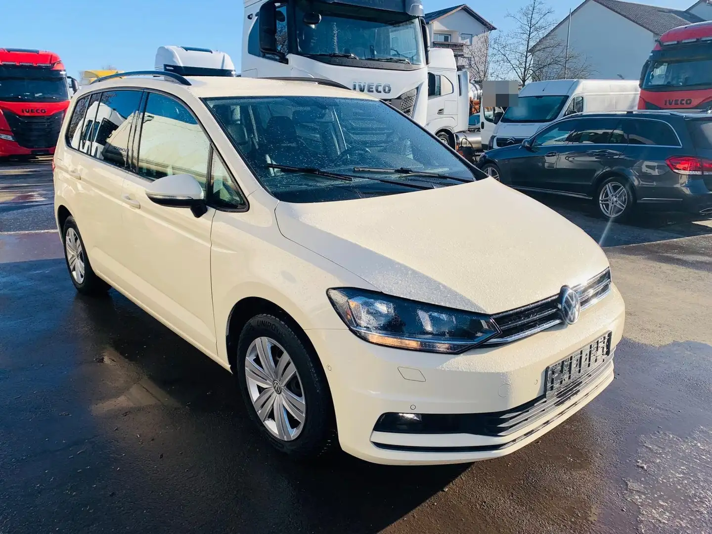 Volkswagen Touran Touran 2.0 TDI SCR DSG Comfortline Gelb - 1