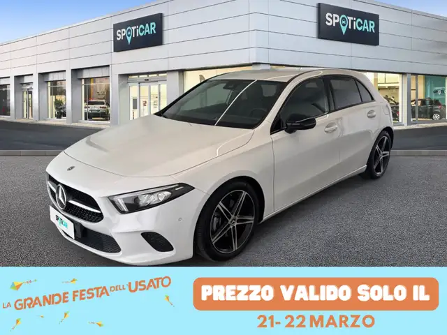 Mercedes-Benz A 180 A 180 d Sport