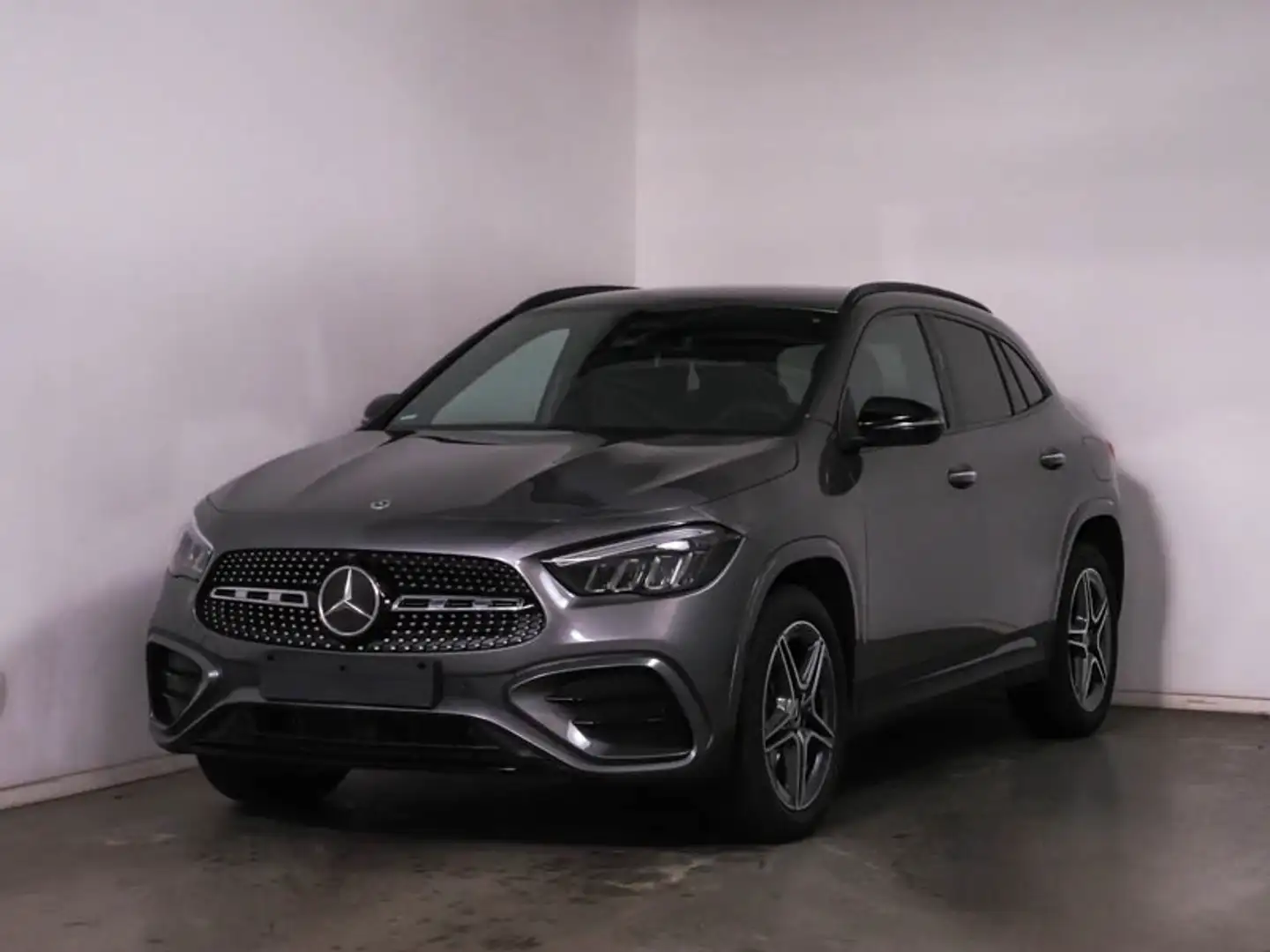 Mercedes-Benz GLA 250 e AMG/Edition/Night/LED/Distronic/360°K/ Grijs - 1