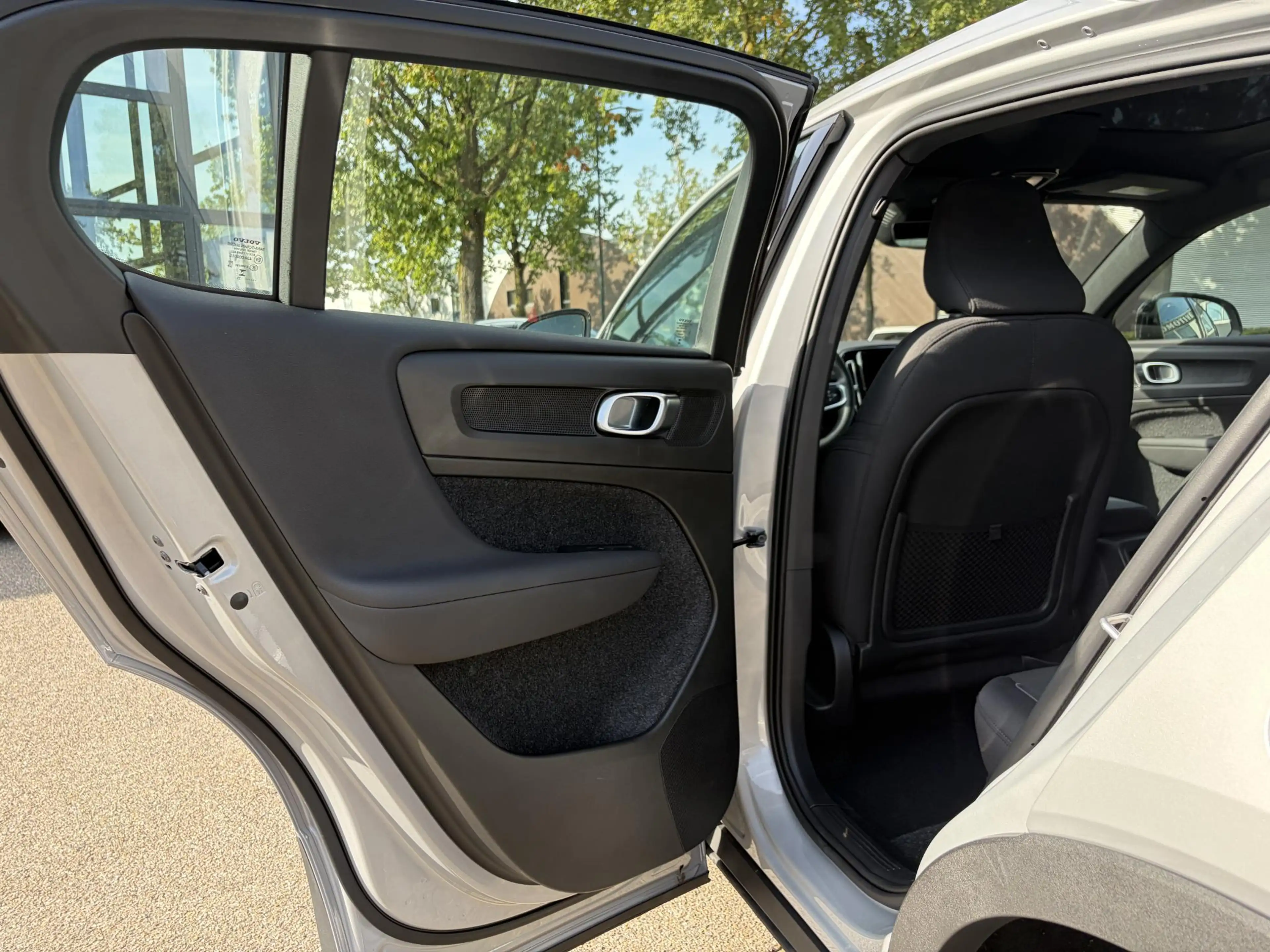 Volvo C40 Recharge Ultimate 69 kWh SOH 95% | MEM. SEAT | HAR — photo 17