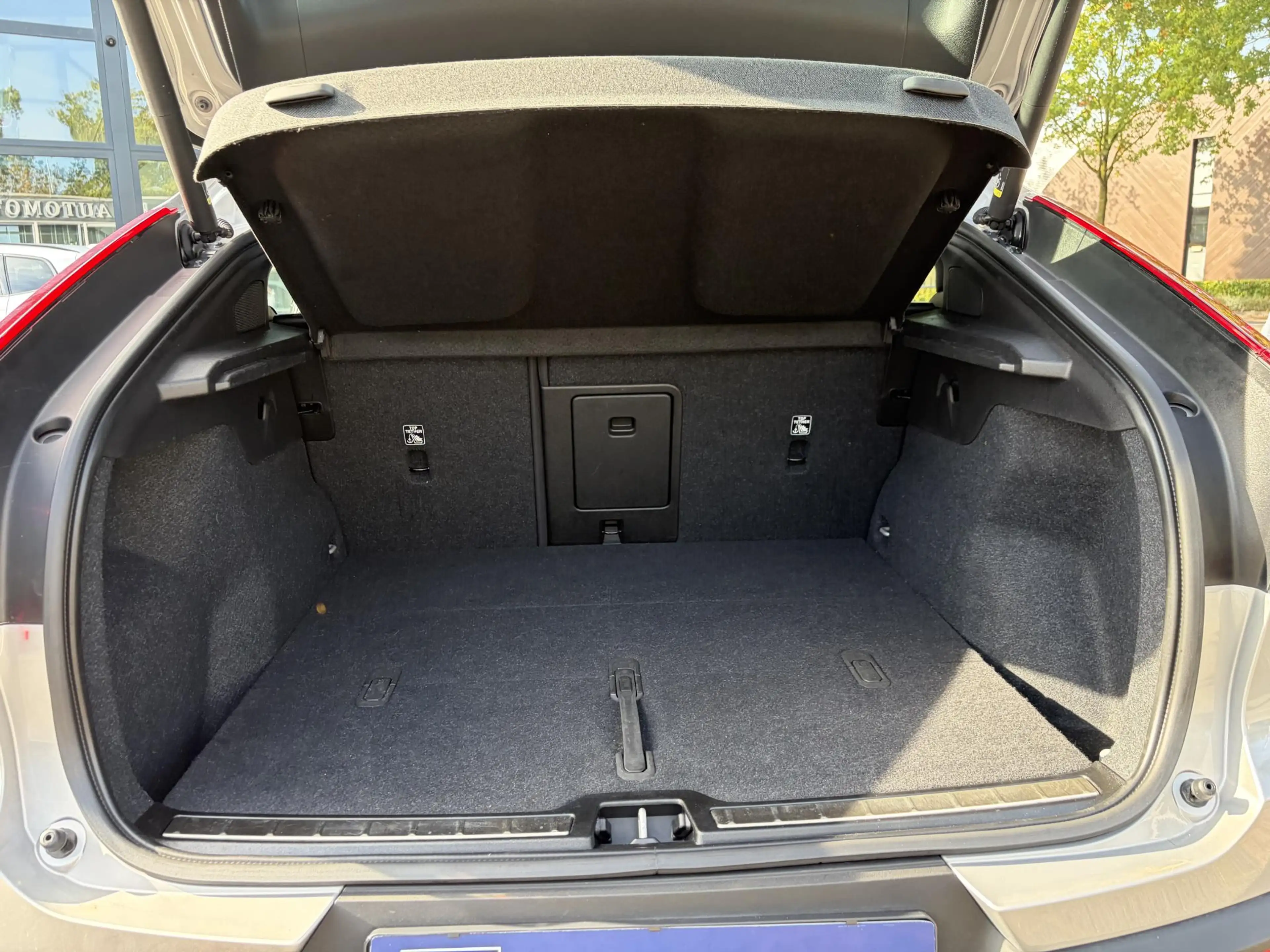 Volvo C40 Recharge Ultimate 69 kWh SOH 95% | MEM. SEAT | HAR — photo 14