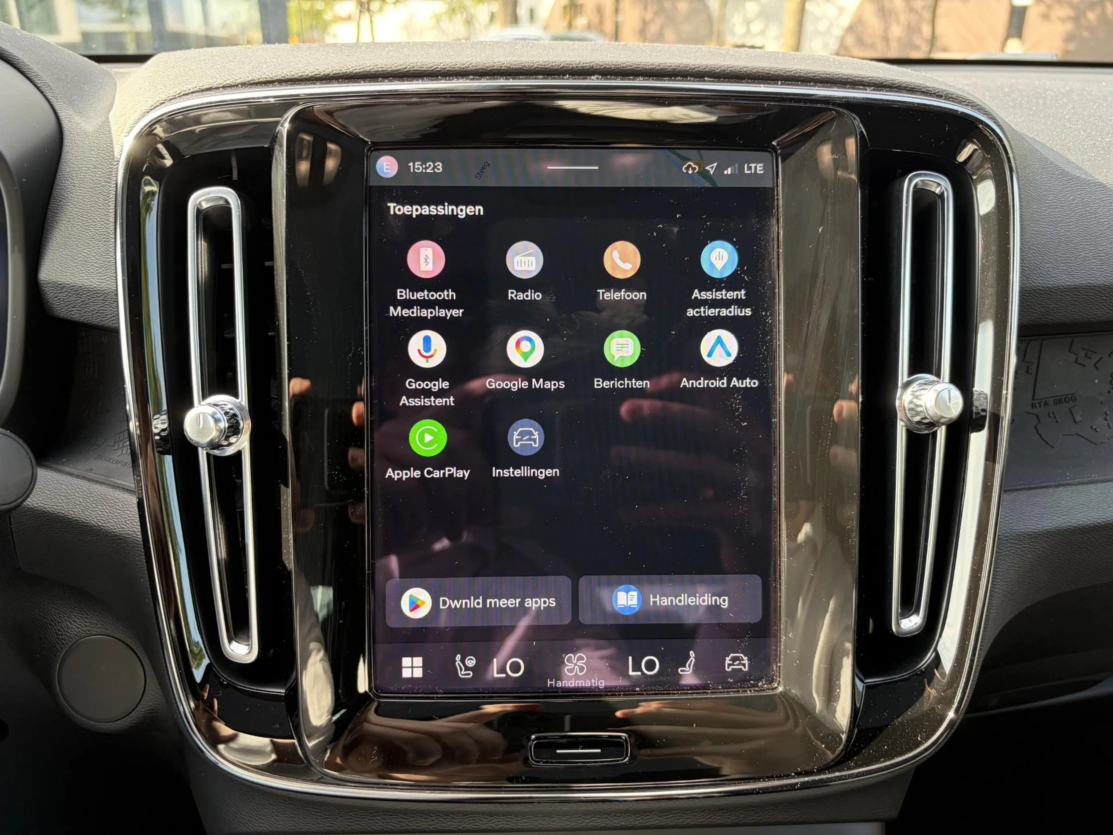 Volvo C40 Recharge Ultimate 69 kWh SOH 95% | MEM. SEAT | HAR — photo 25