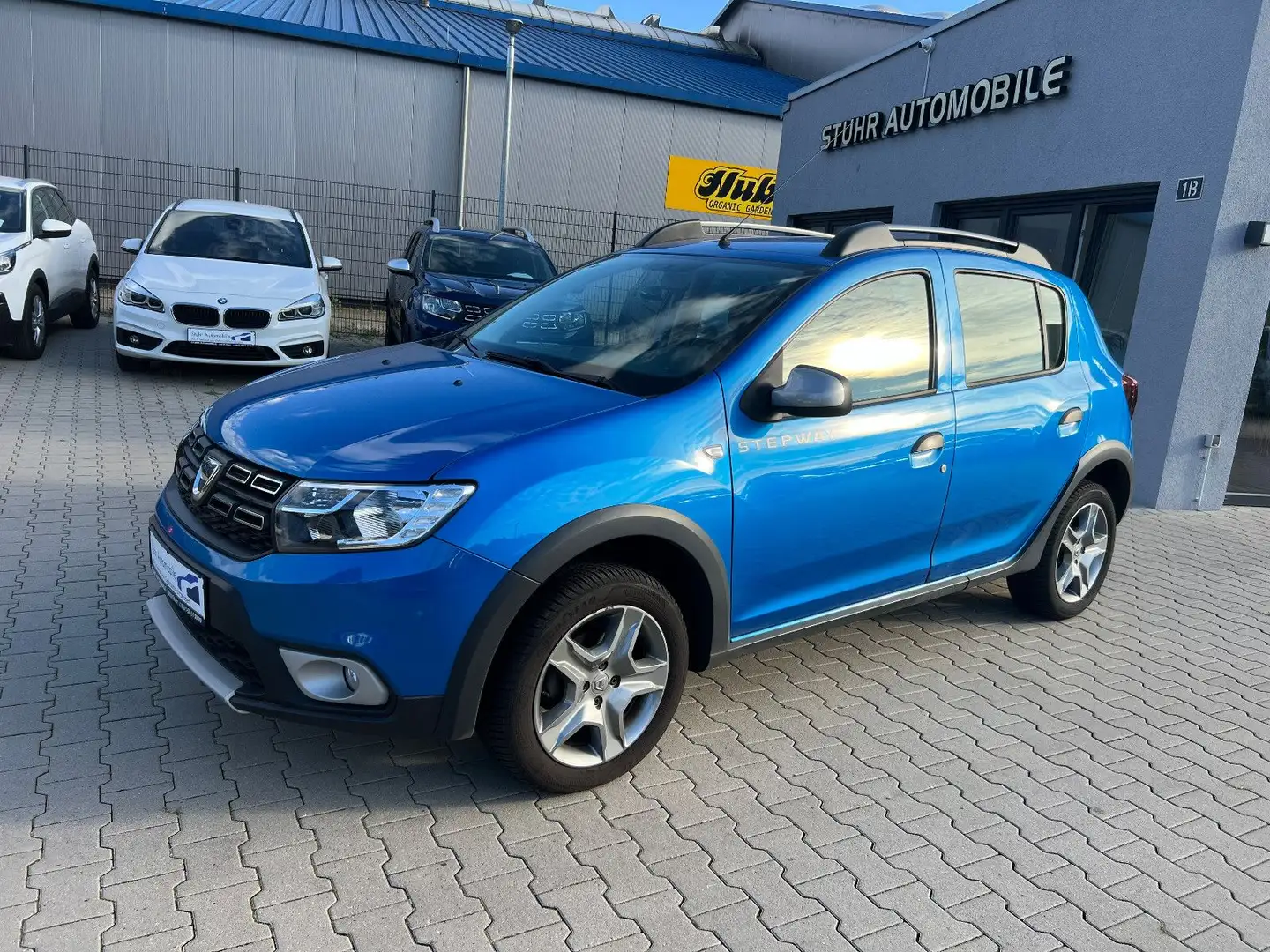 Dacia Sandero II Stepway LPG Klima Bluetooth 1.H Blau - 1