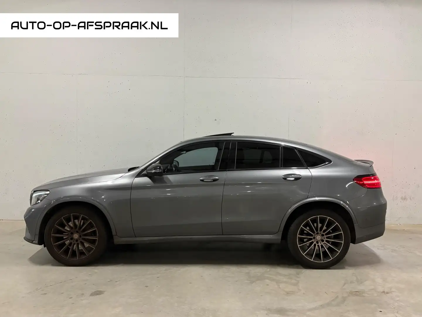 Mercedes-Benz GLC 250 Coupé d 4MATIC Edition 1 Pano Burmester Grijs - 1