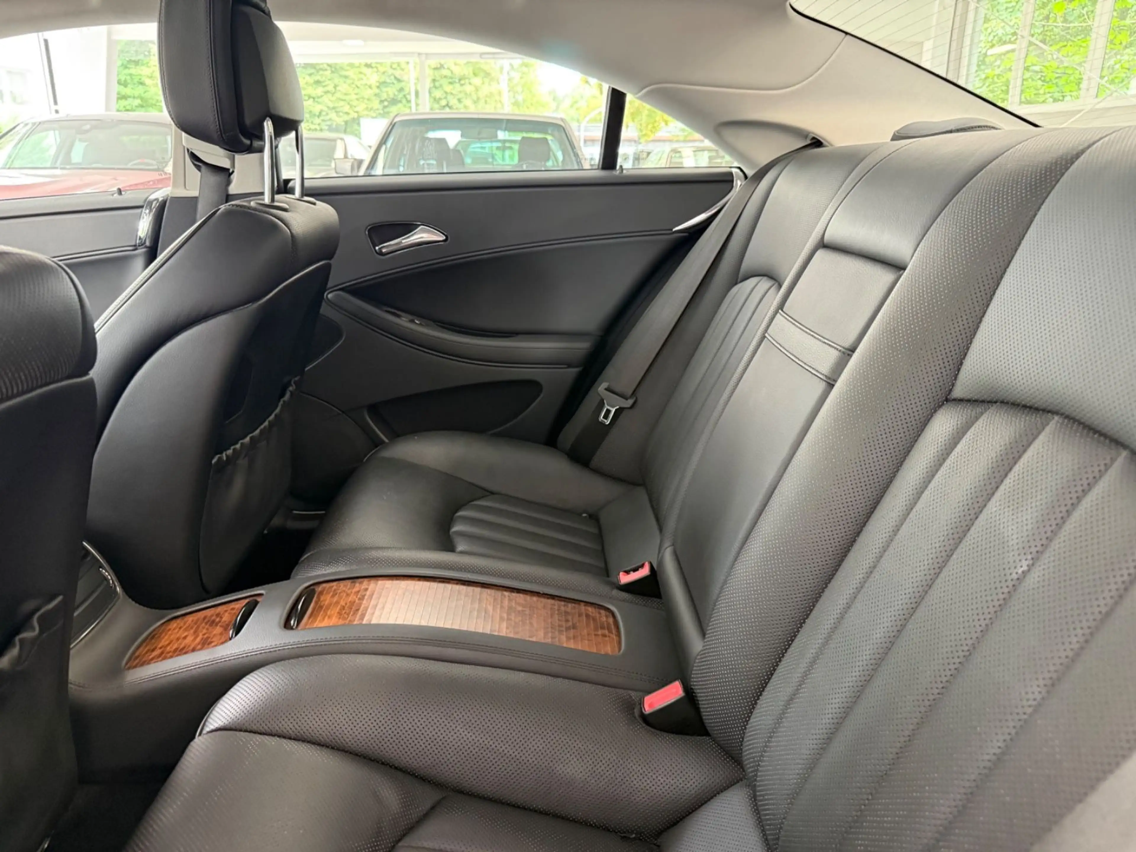 Mercedes-Benz CLS 350 MOPF / Perfekte History&Wartung — photo 4