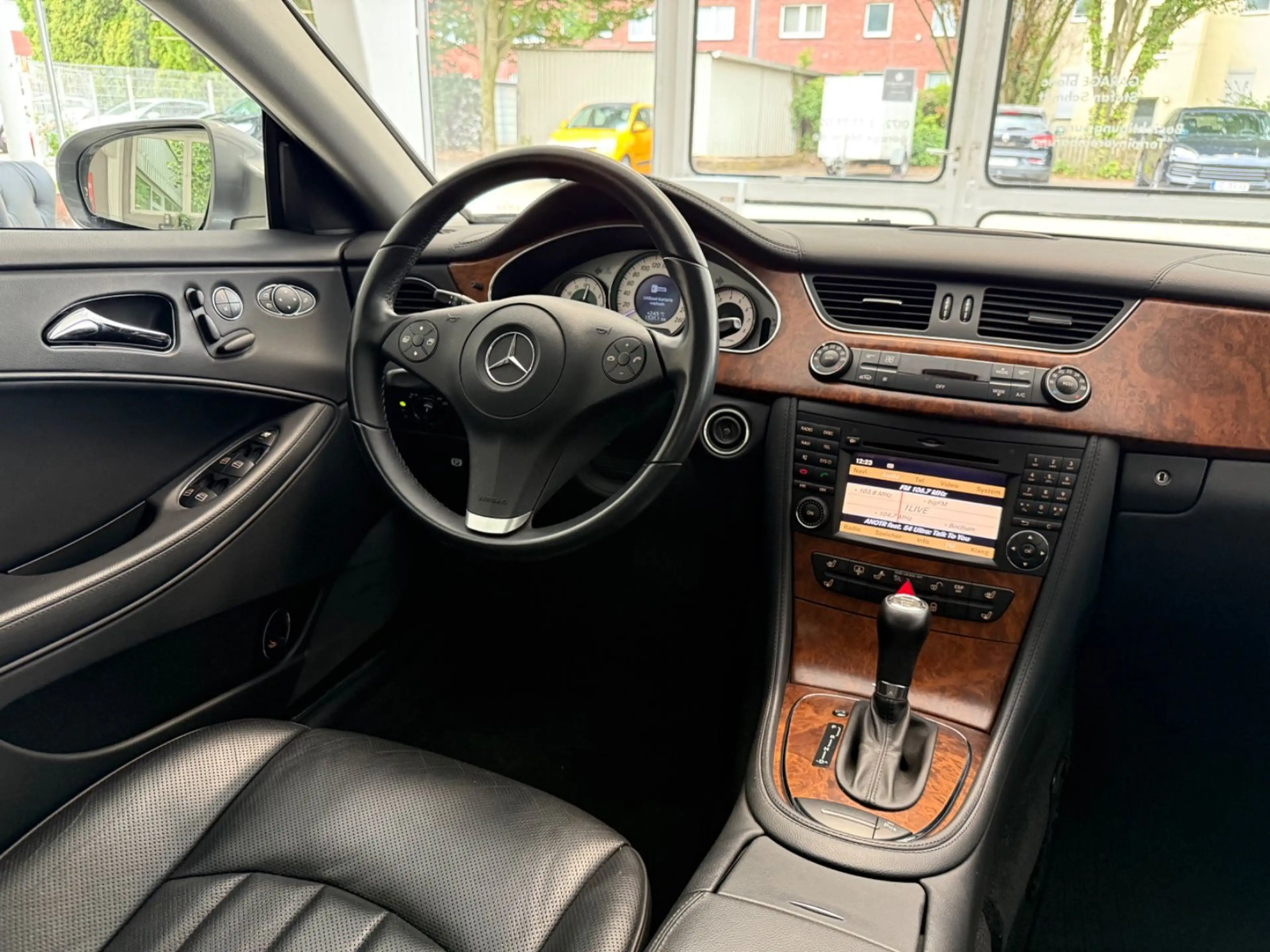 Mercedes-Benz CLS 350 MOPF / Perfekte History&Wartung — photo 3