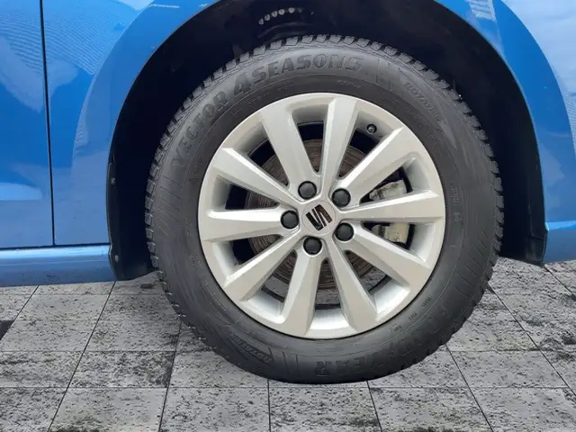 Seat Ibiza view 8