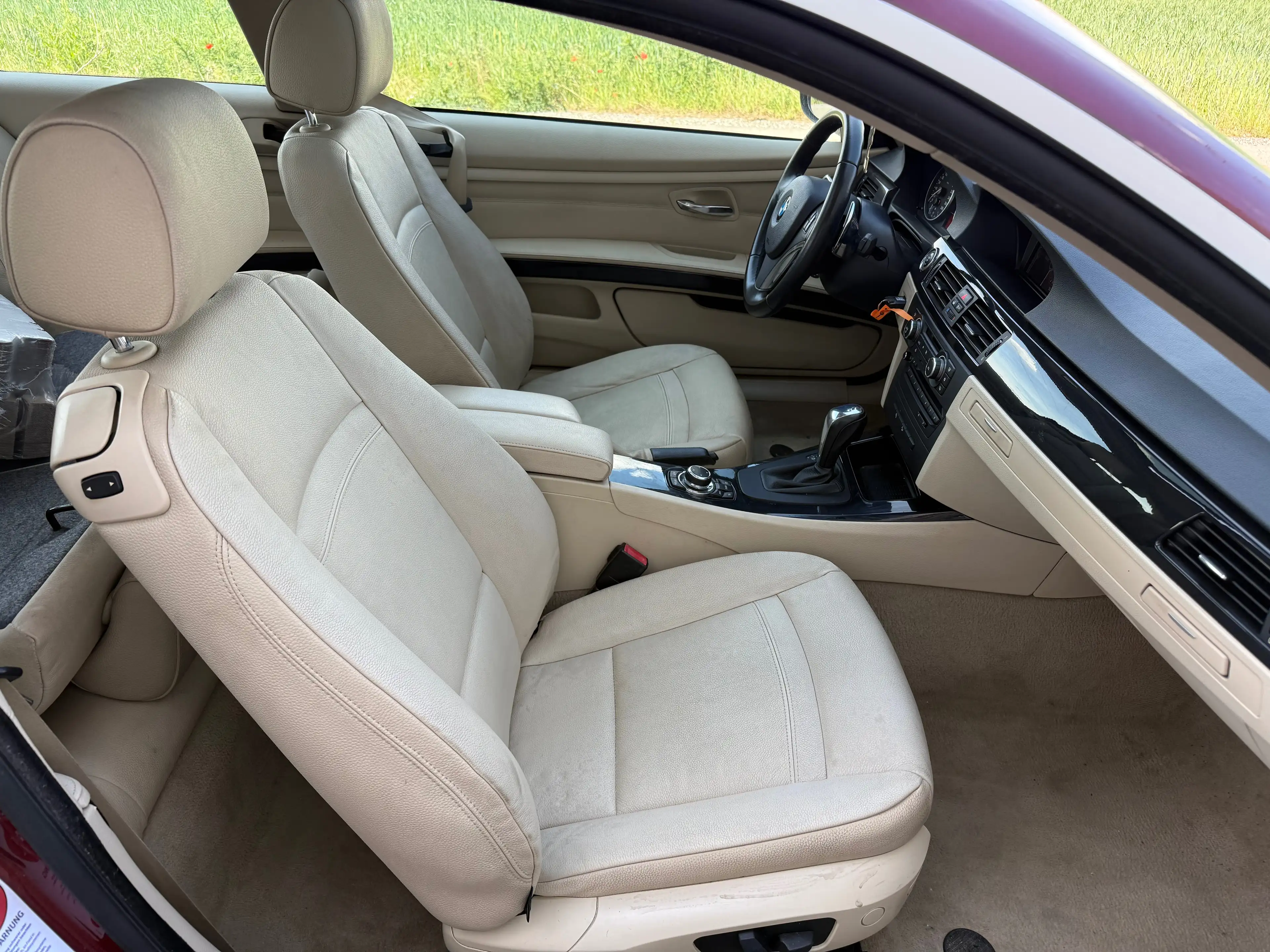 BMW 325 i xDrive Coupé Österreich-Paket Aut. ID:24 — photo 9