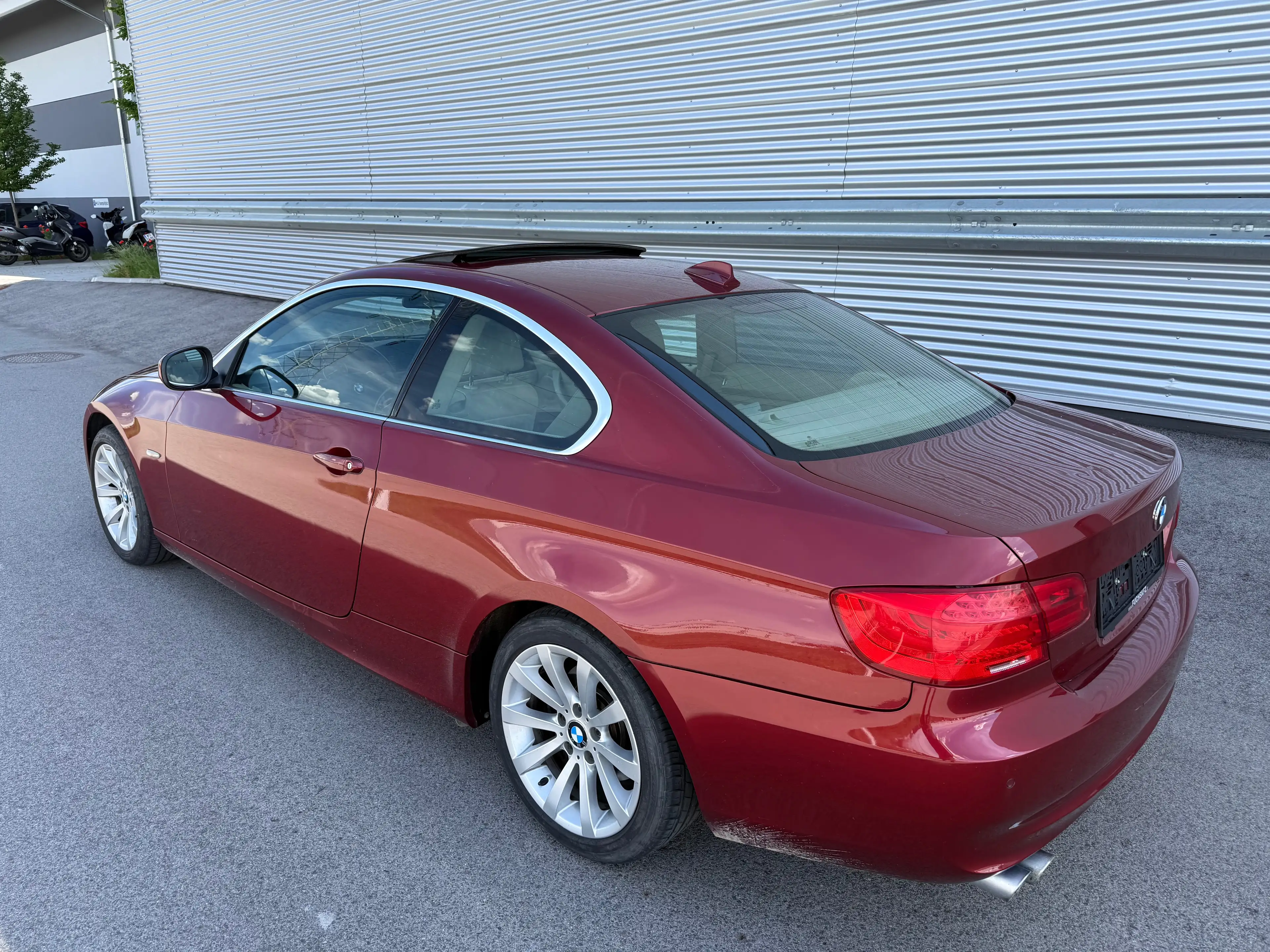 BMW 325 i xDrive Coupé Österreich-Paket Aut. ID:24 — photo 5