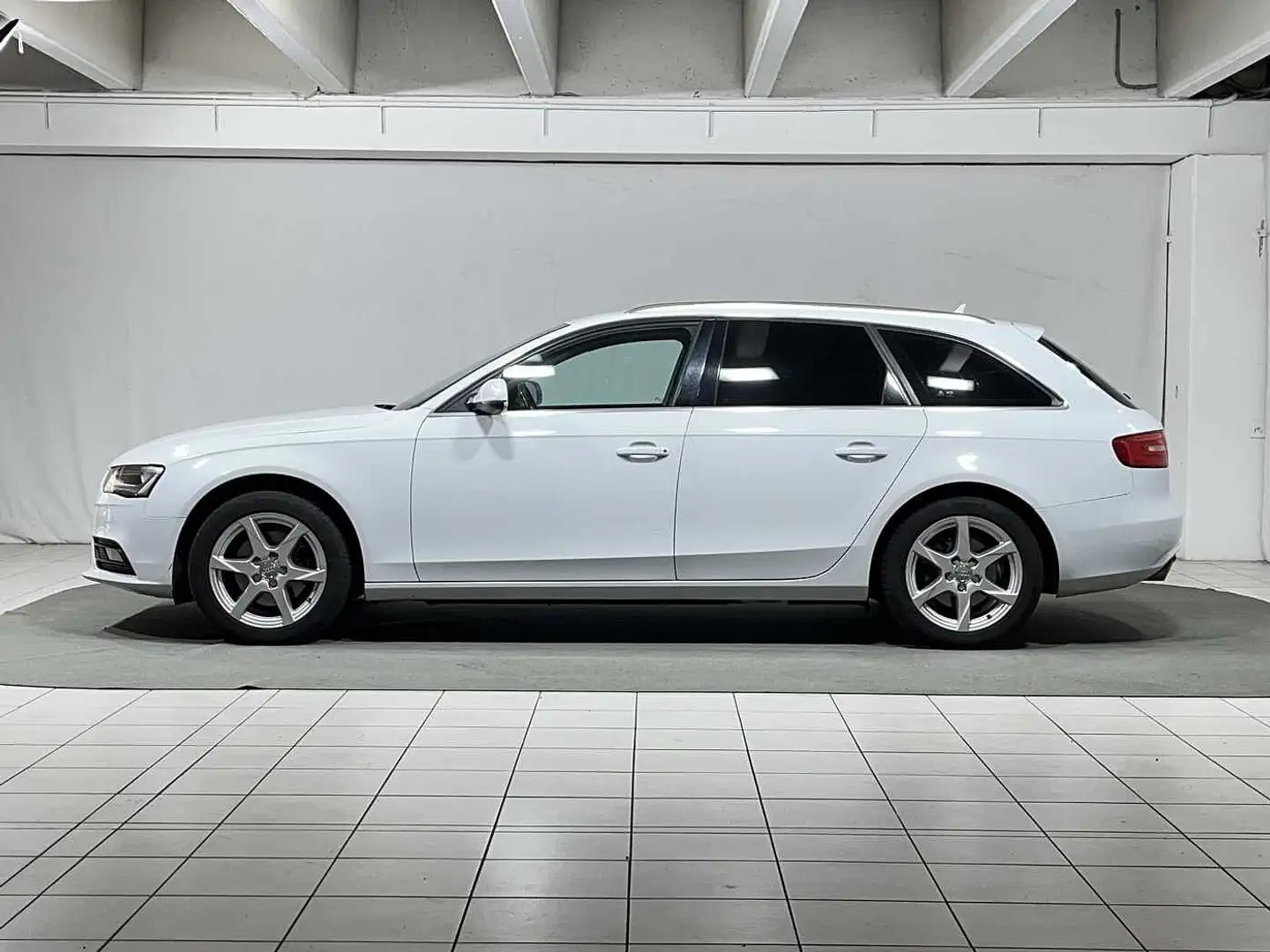 Audi A4 Avant 2.0 TDI 150 CV multitronic Business Bianco - 2