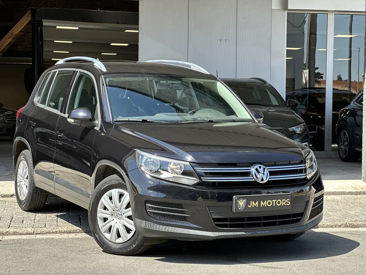 Volkswagen Tiguan 2.0 TDI BlueMotion / 1e Eigenaar / CarPass - 2