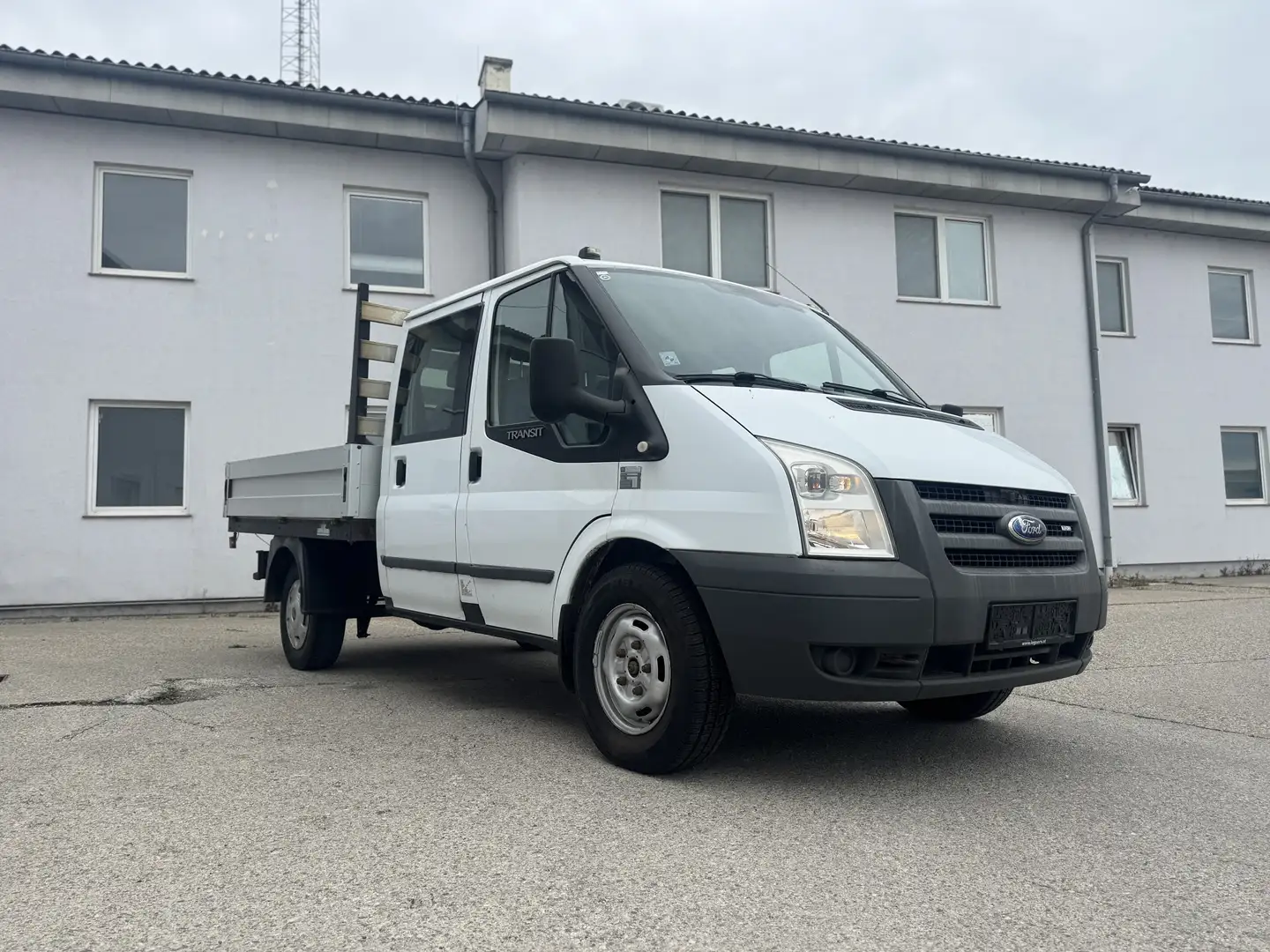 Ford Pritsche 2,4 CDI - 2