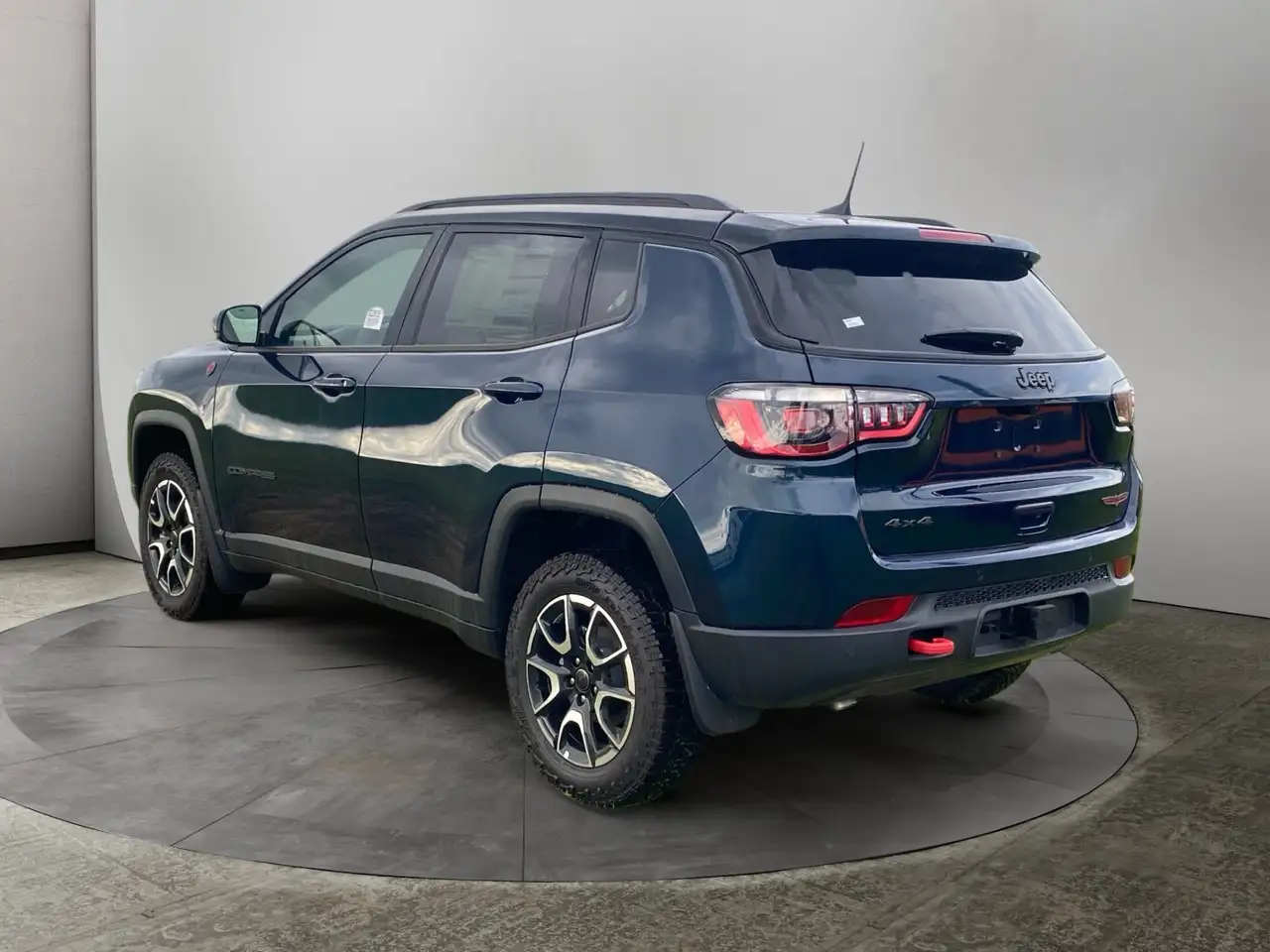 Jeep Compass photo Jeep Compass