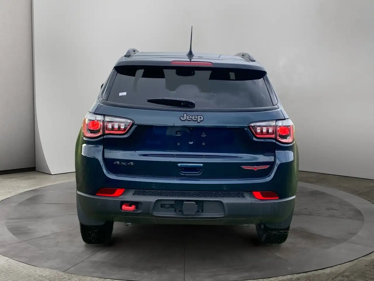 Jeep Compass photo Jeep Compass